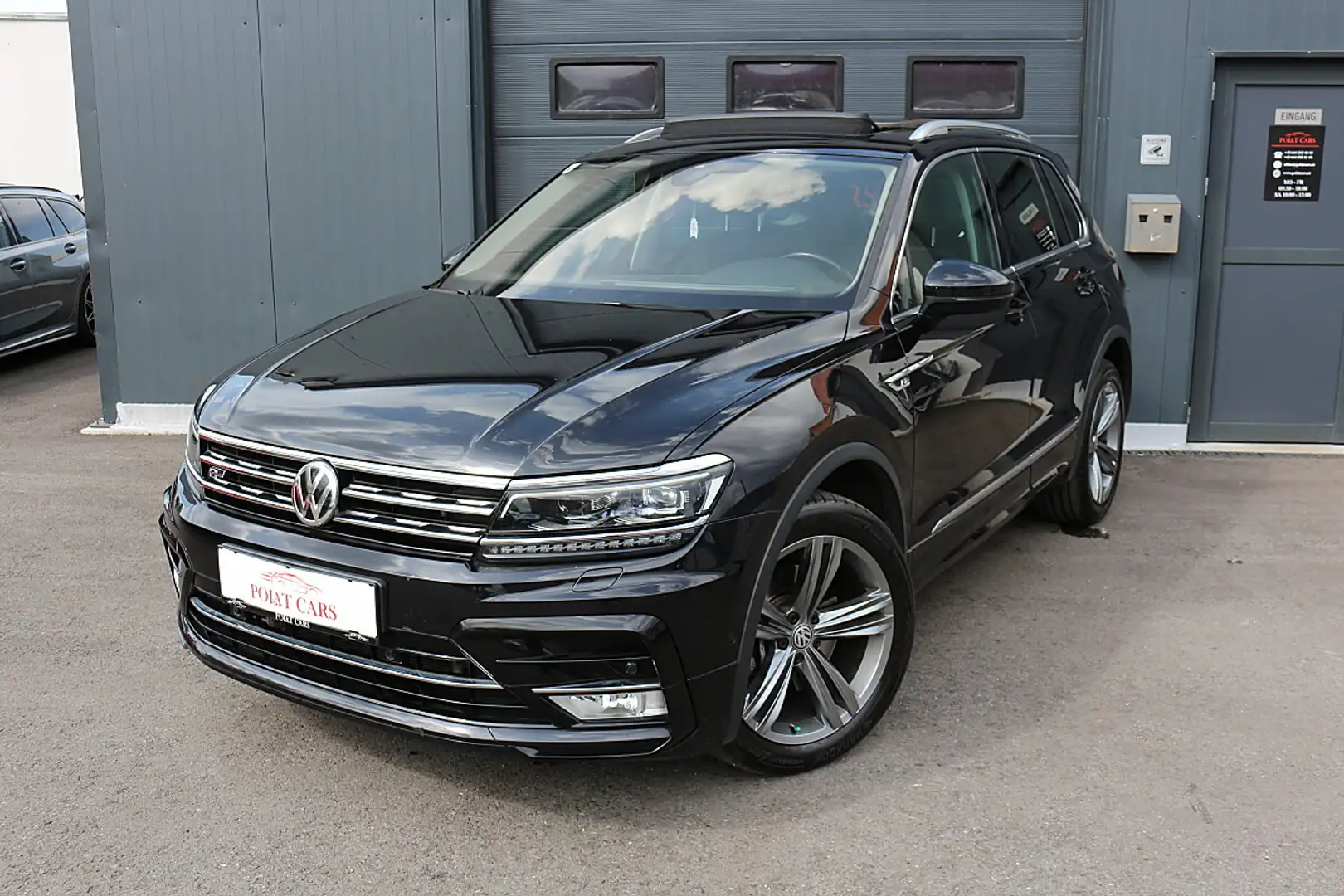 Volkswagen Tiguan 2,0 TDI SCR 4Motion Highline DSG *VOLL* Schwarz - 2