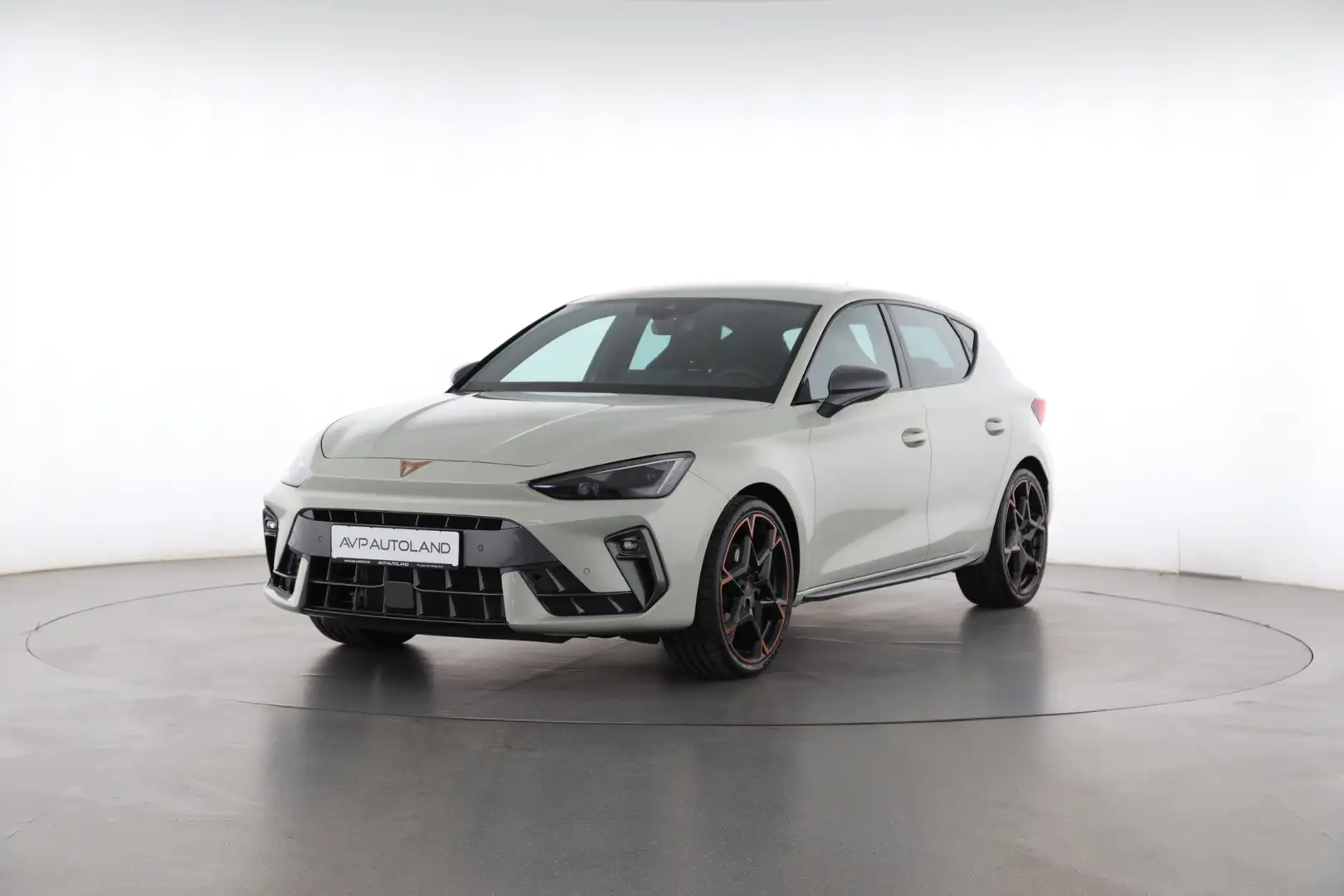 CUPRA Leon 1.5 eTSI DSG | NAVI | ACC | LED | SITZH. | Grau - 2