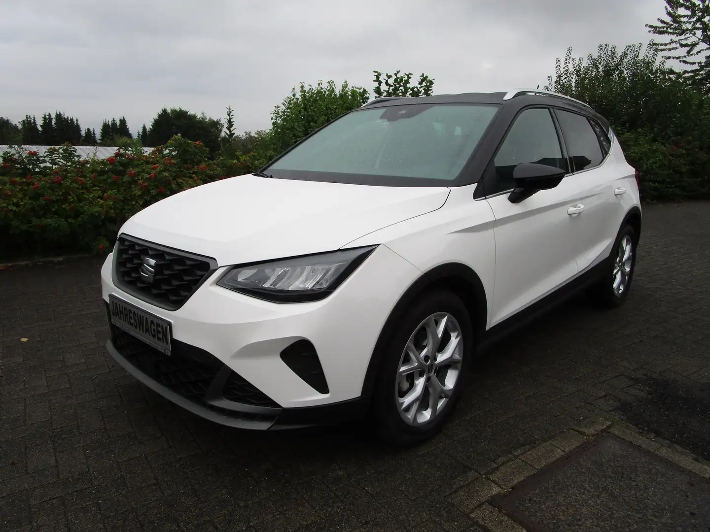 SEAT Arona 1.0 TSI FR - 1