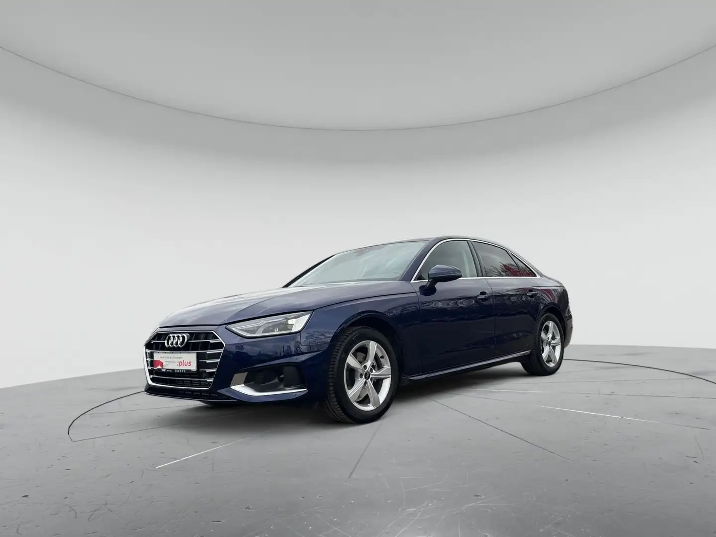 Audi A4 advanced 35 TFSI S tronic Navi AHK Blauw - 2