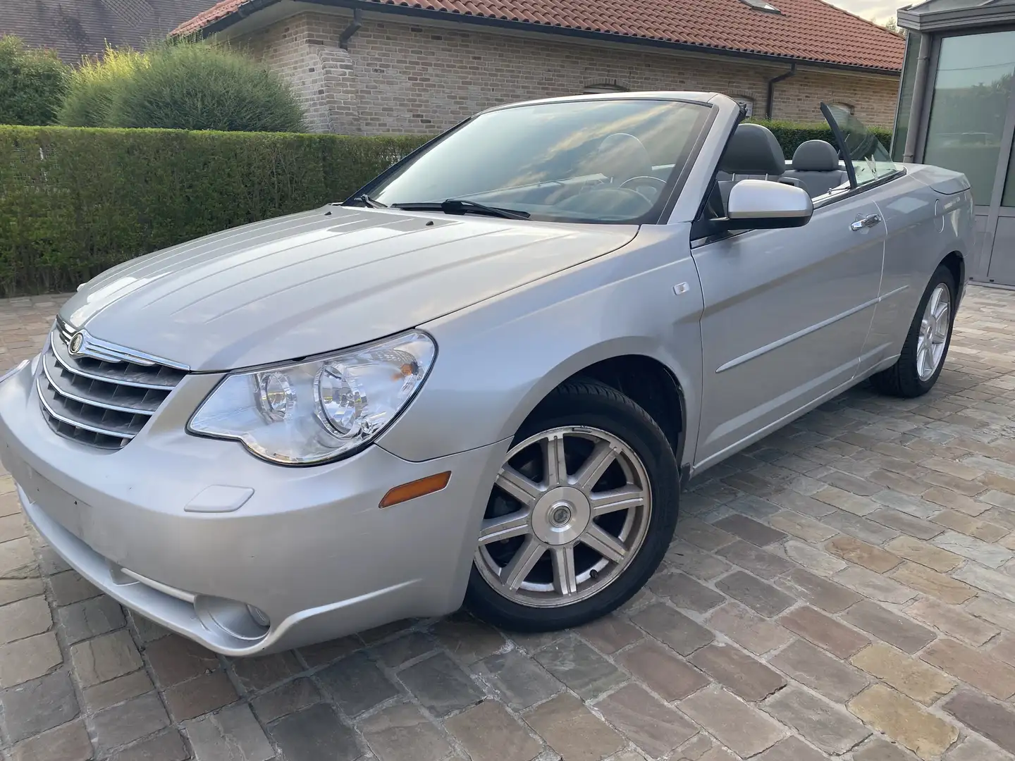 Chrysler Sebring Cabrio 2.0 CRD Limited Hard-Top - 1