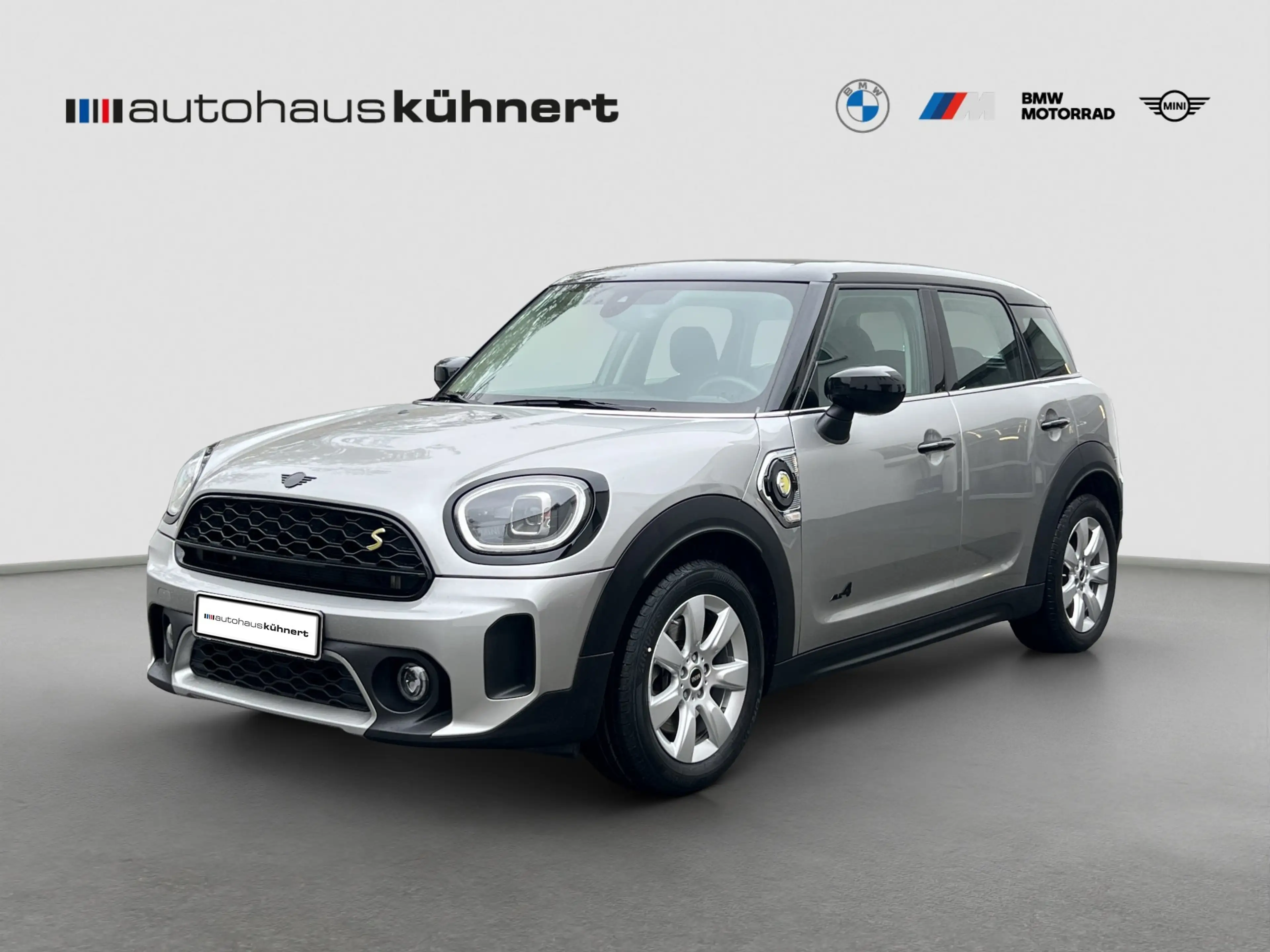 MINI Cooper SE Countryman ALL4 LED DrvAss RFK RFK DAB Nav KeyLess — photo 2