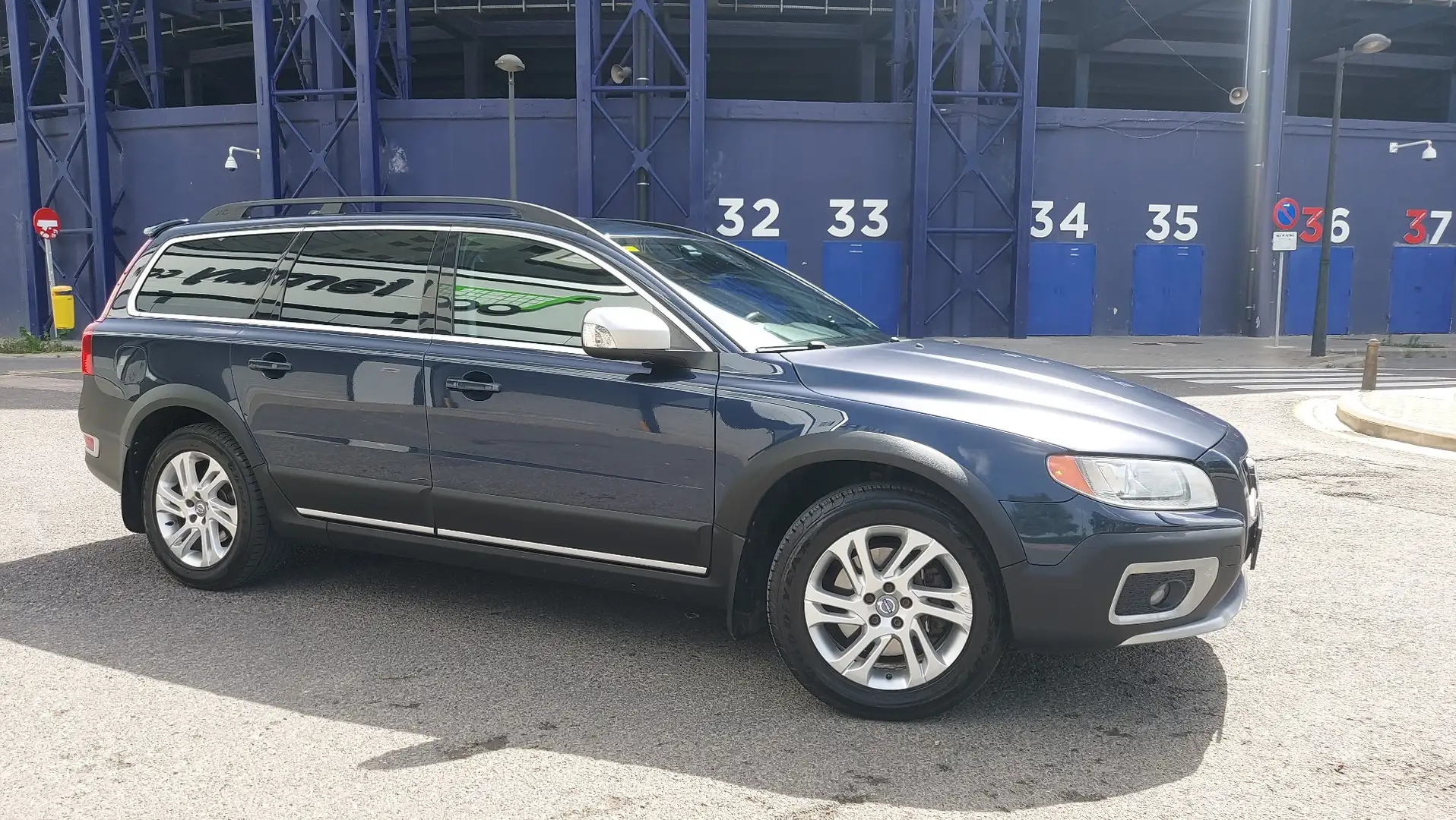 Volvo XC70 D3 AWD Aut. Summum - 2