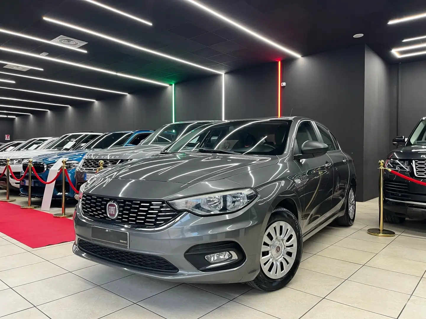 Fiat Tipo 5p 1.4 Lounge 95cv OK NEOPATENTATI Grigio - 1