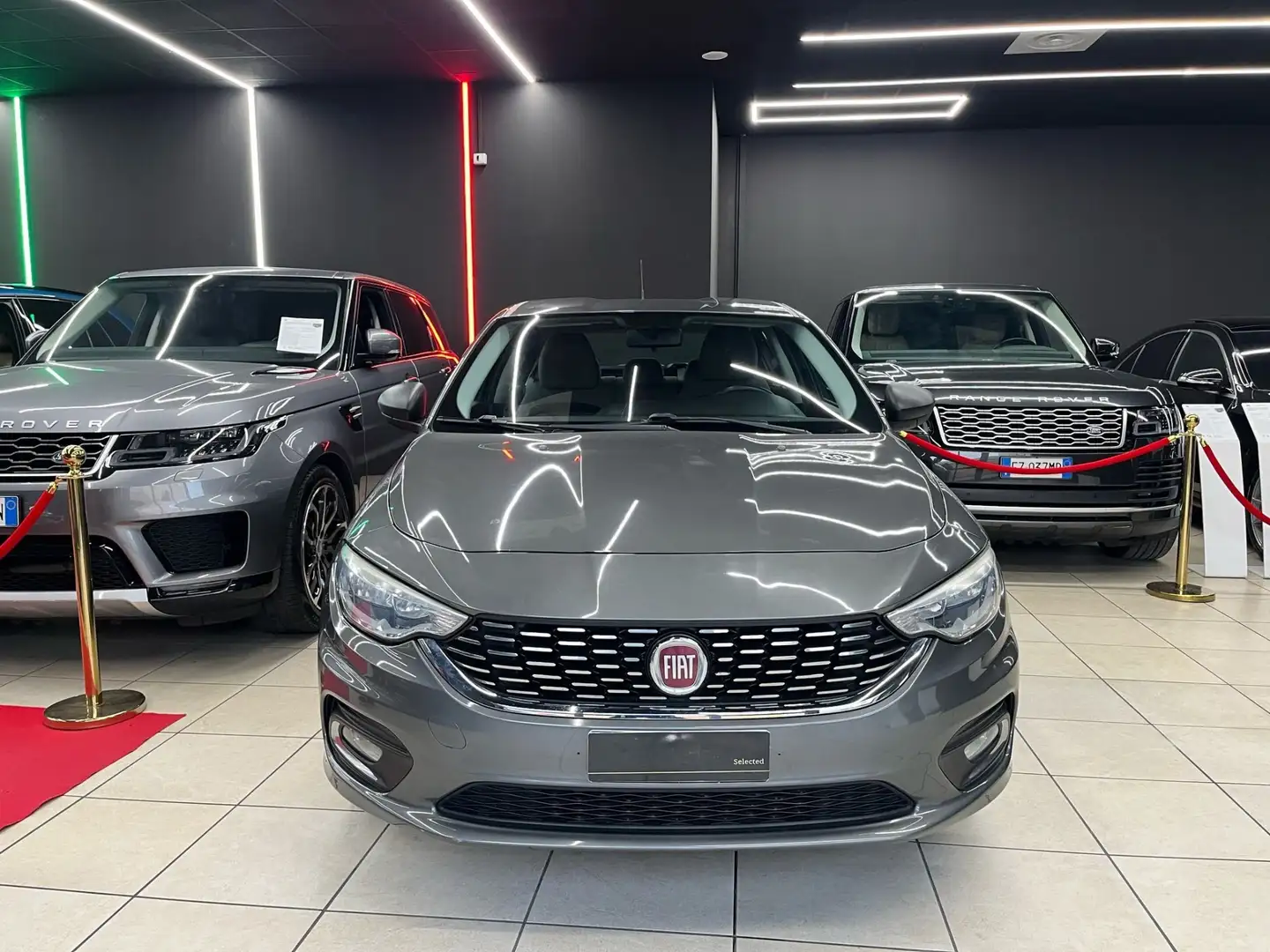 Fiat Tipo 5p 1.4 Lounge 95cv OK NEOPATENTATI Grigio - 2