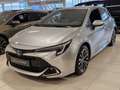 Toyota Corolla 1.8 Hybrid First Ed. NIEUW UIT VOORRAAD LEVERBAAR Grijs - thumbnail 2