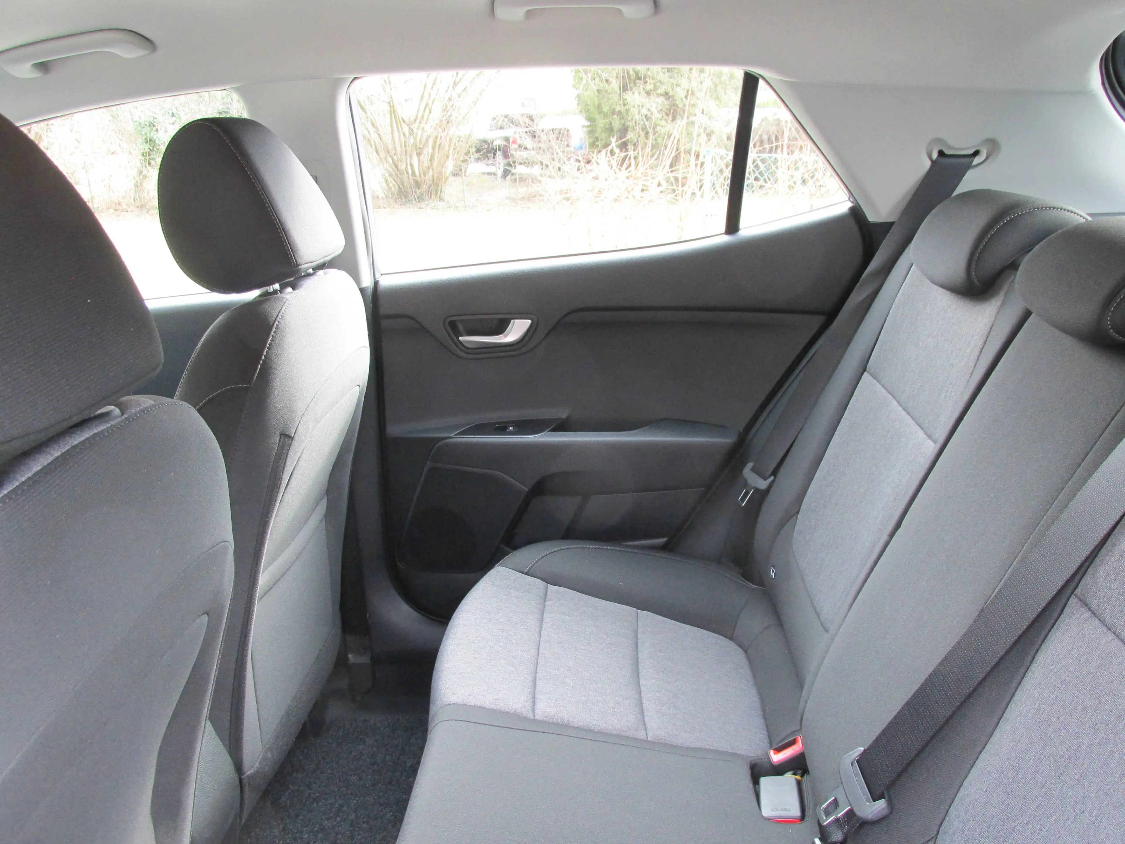 Kia Stonic 1,0 TGDI GPF ISG Titan — photo 10