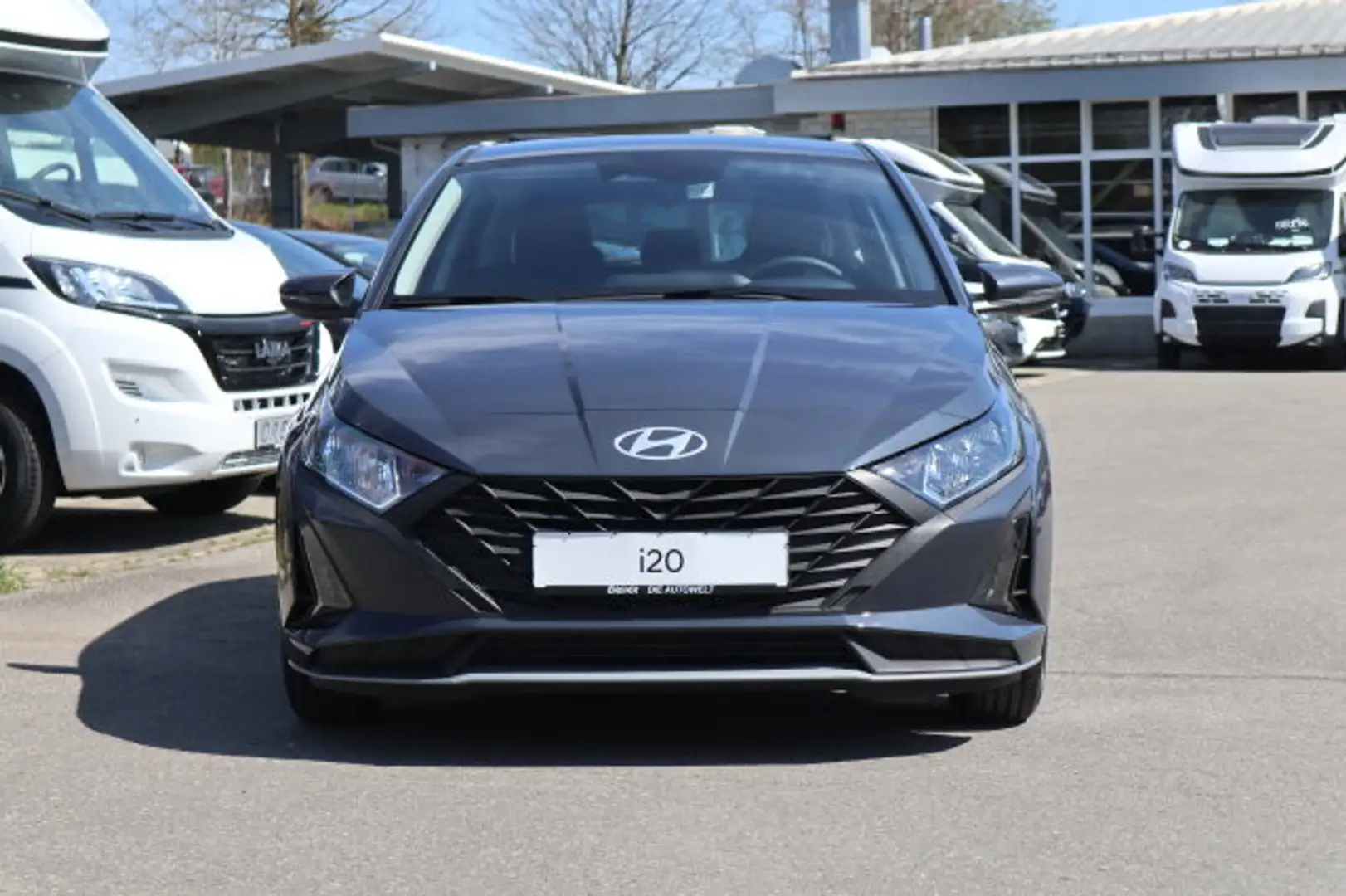 Hyundai i20 i20 1.2 T-GDI Select Funktionspaket Navi / Klima Šedá - 2