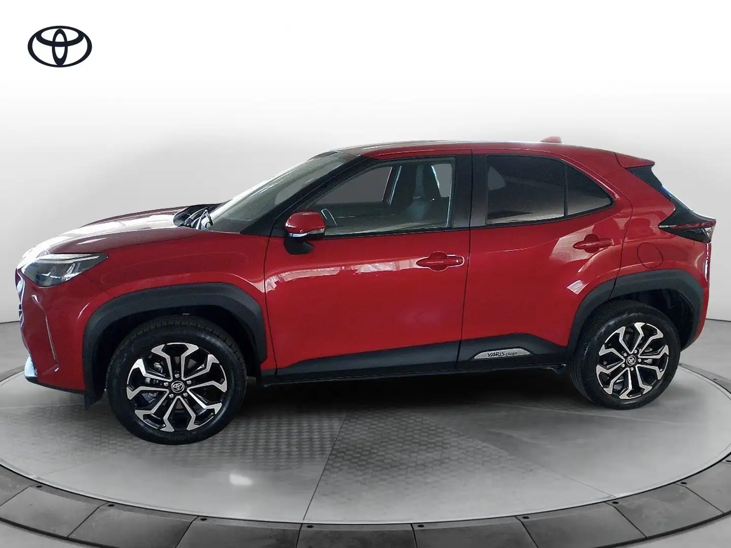 Toyota Yaris Cross 1.5 Hybrid 5p. E-CVT AWD-i Trend Rouge - 2
