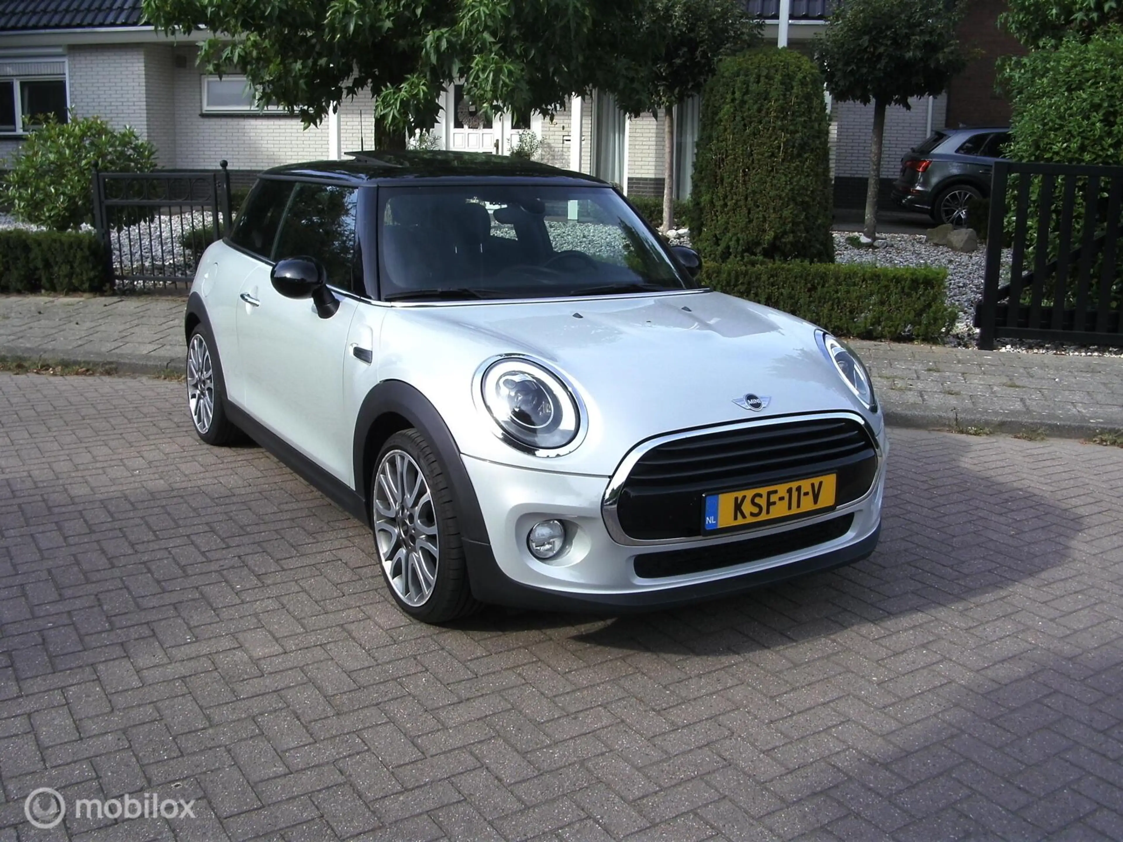 MINI Cooper D 3-Deurs 1.5 98407 KM NAP BOEKJES KOMPLEET — photo 3