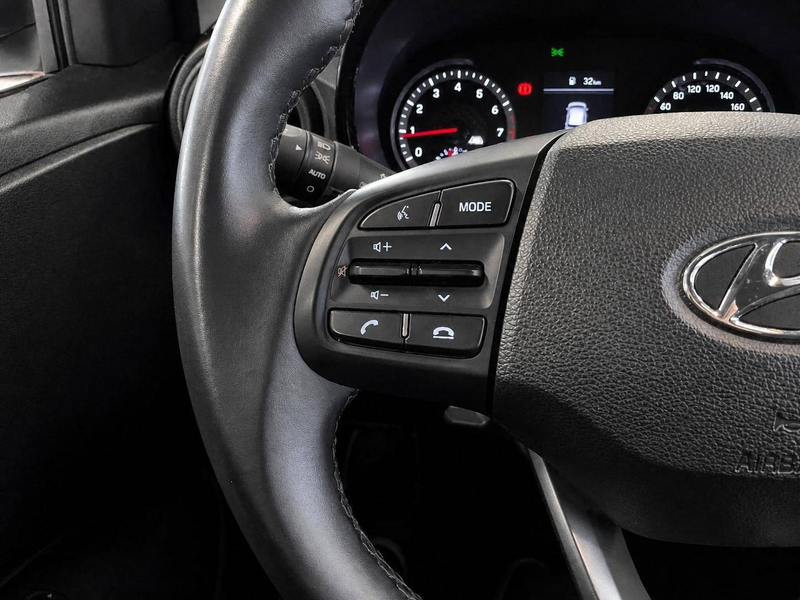 Hyundai i10 Pure*AppleCarPlay + BT + FM * — photo 12