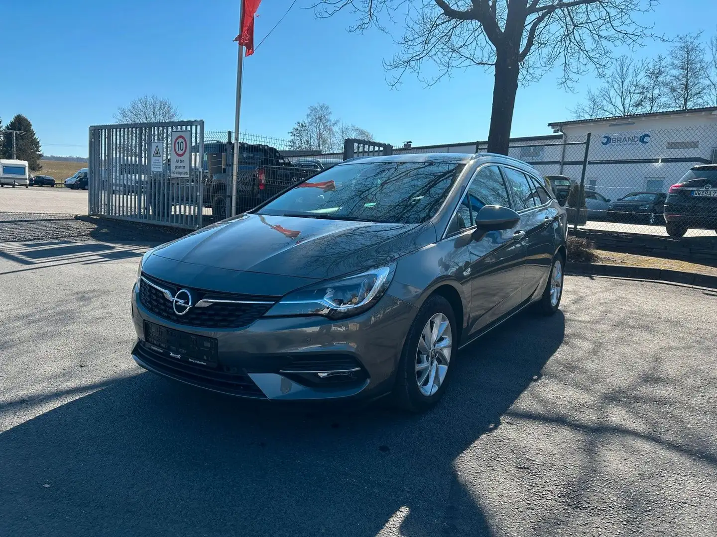 Opel Astra K Sports Tourer Elegance*1Hand*TüvNEU* Gris - 2