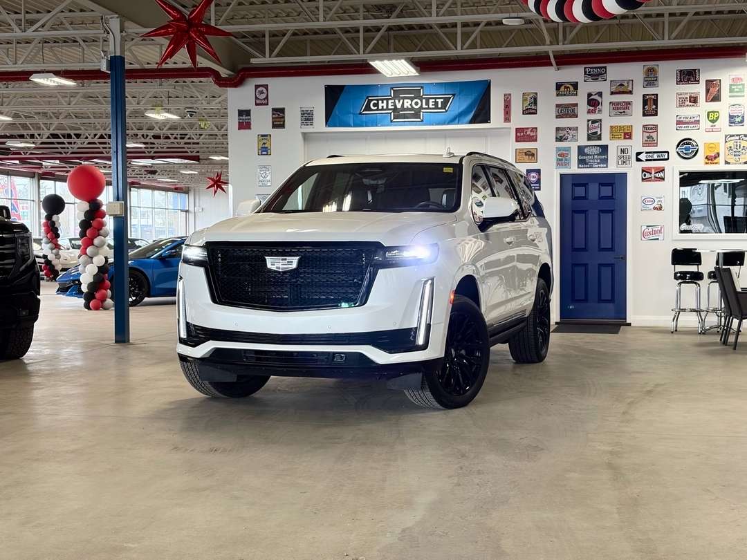 2023 Cadillac Escalade 4WD SPORT PLATINUM ESCALADE 4WD UTILITY ***PLATINU