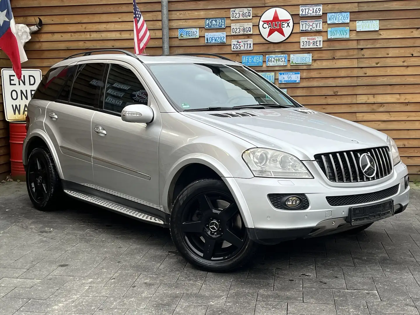 Mercedes-Benz ML 500 Memory Schiebedach Leder SHZ Luftf. LPG Argintiu - 2