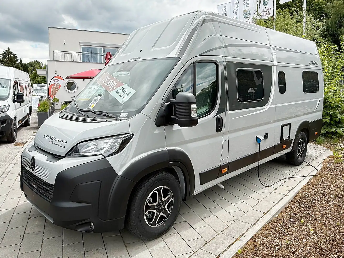 Pössl Roadcruiser Revolution Gris - 2