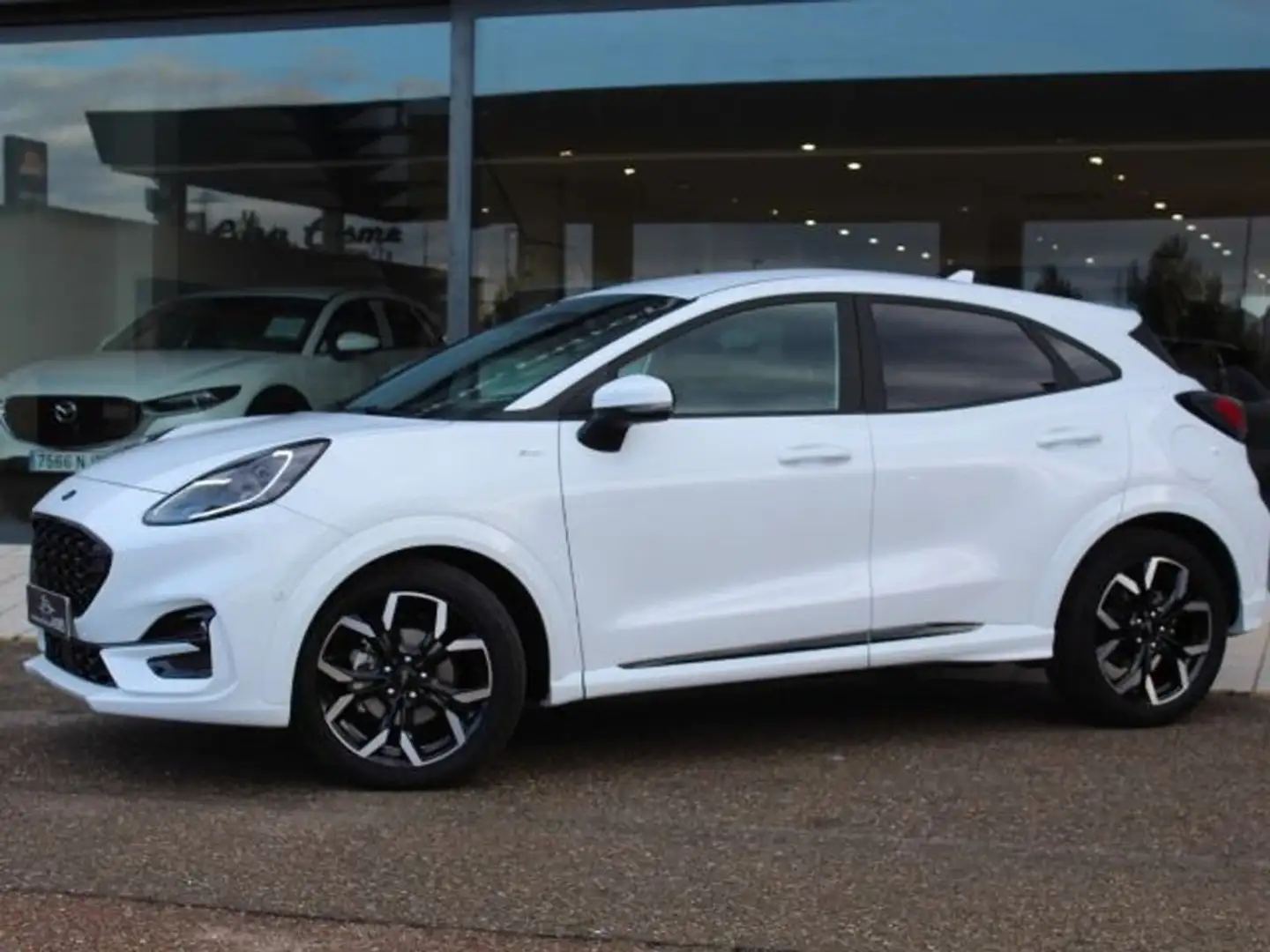 Ford Puma 1.0 EcoBoost 155cv STLine X MHEV Auto Blanco - 2