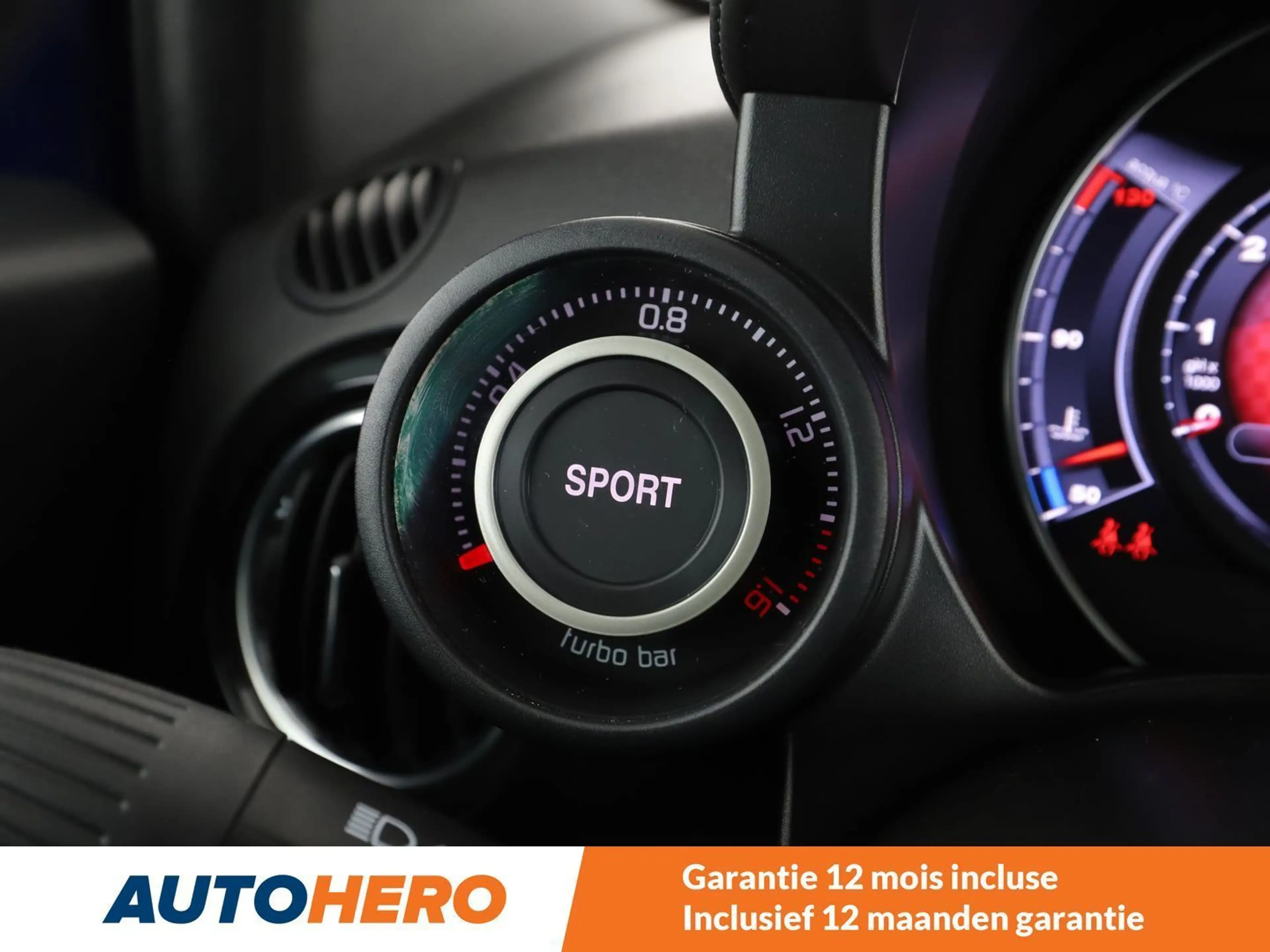 Abarth 595 1.4 Turbo Monster Energy Yamaha — photo 9