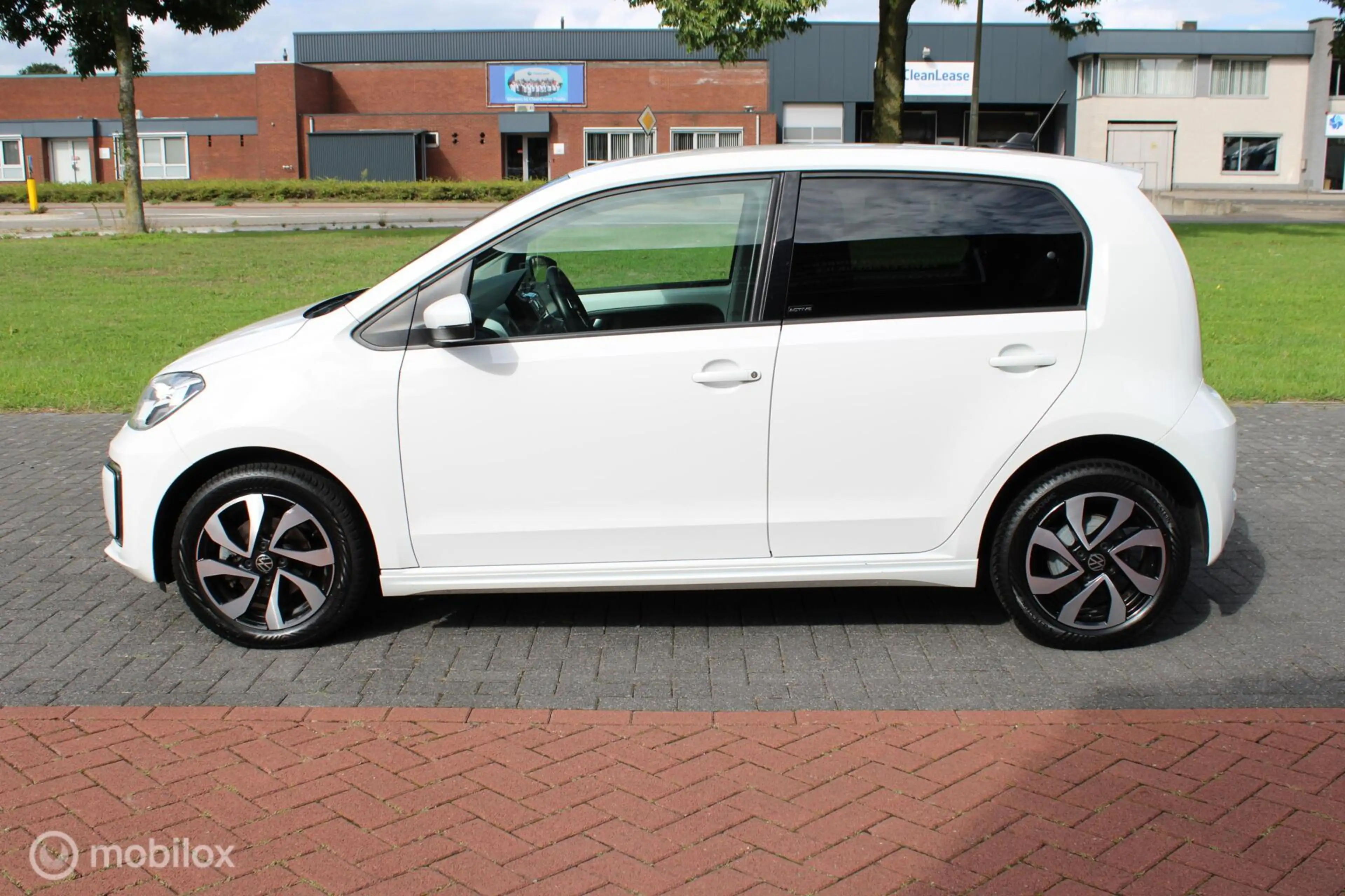 Volkswagen e-up! e-up! Active/Highline, Camera + Pdc, Stoelverwarmi — photo 3