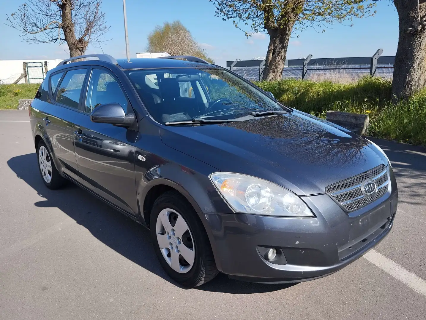 Kia Ceed SW / cee'd SW 1.6 Turbo CRDi VGT LX Gris - 2