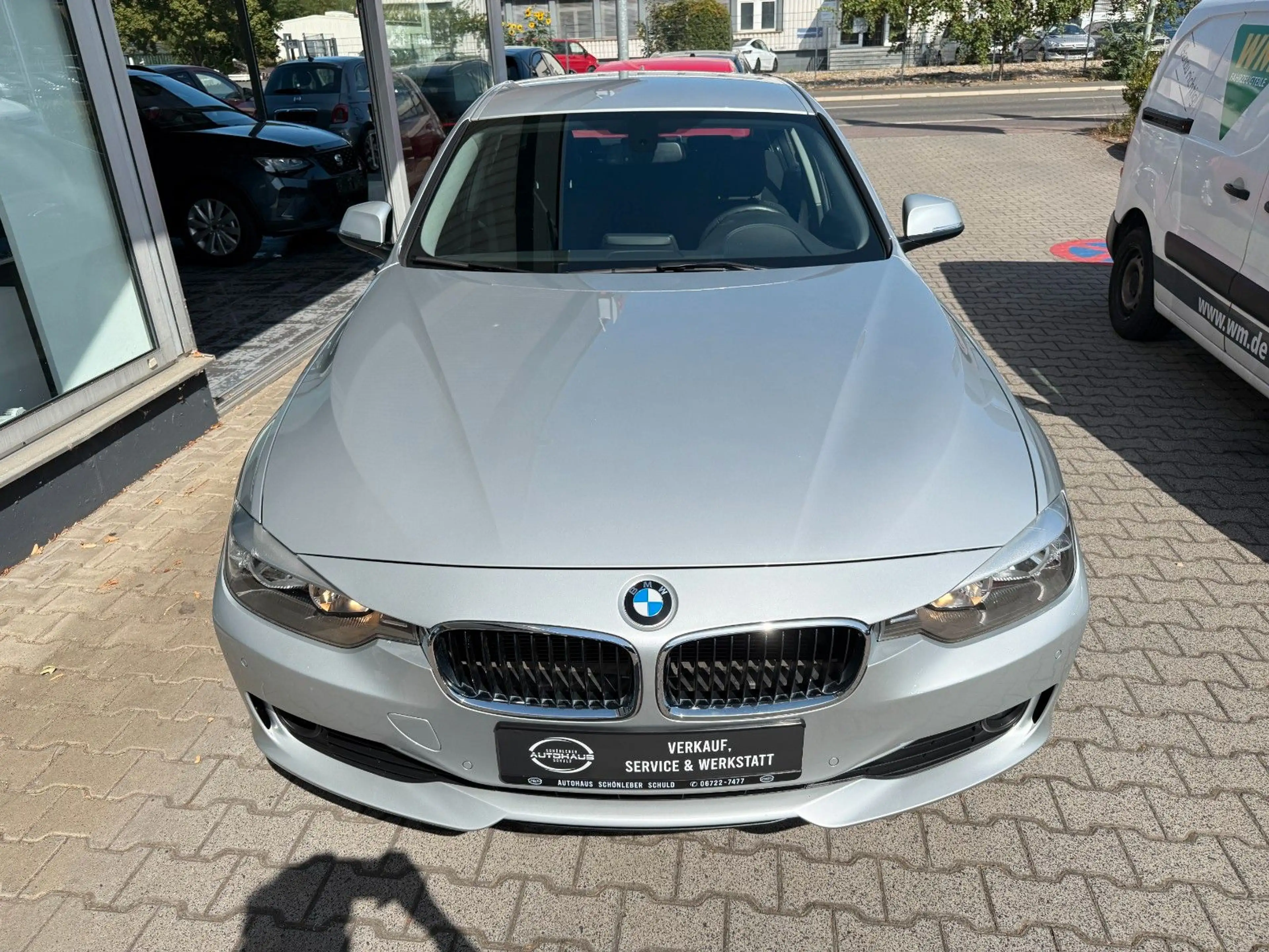 BMW 316 i Lim. *SITZH*2-ZONEN-KLIMA*SCHECKHEFT BMW* — photo 12