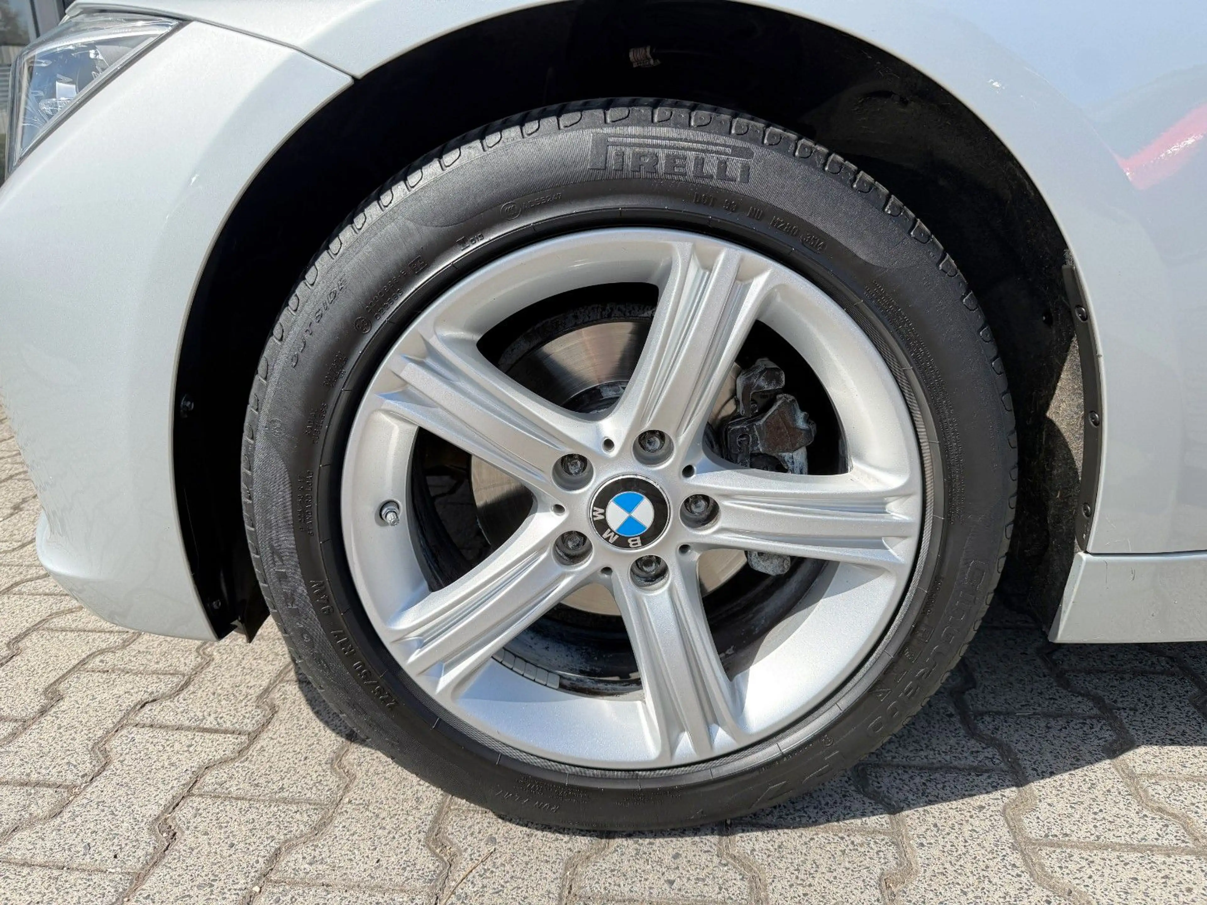 BMW 316 i Lim. *SITZH*2-ZONEN-KLIMA*SCHECKHEFT BMW* — photo 3