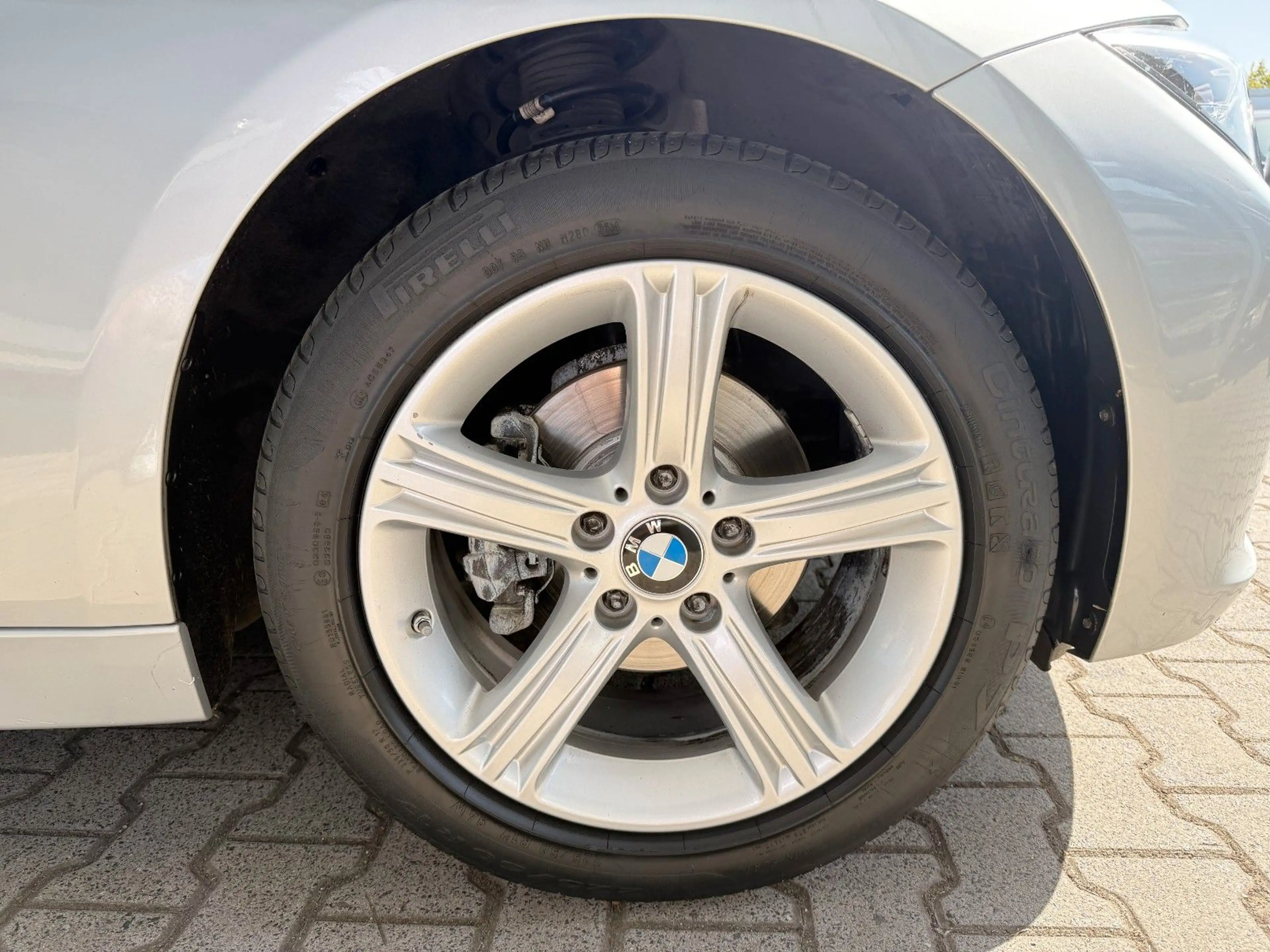 BMW 316 i Lim. *SITZH*2-ZONEN-KLIMA*SCHECKHEFT BMW* — photo 10