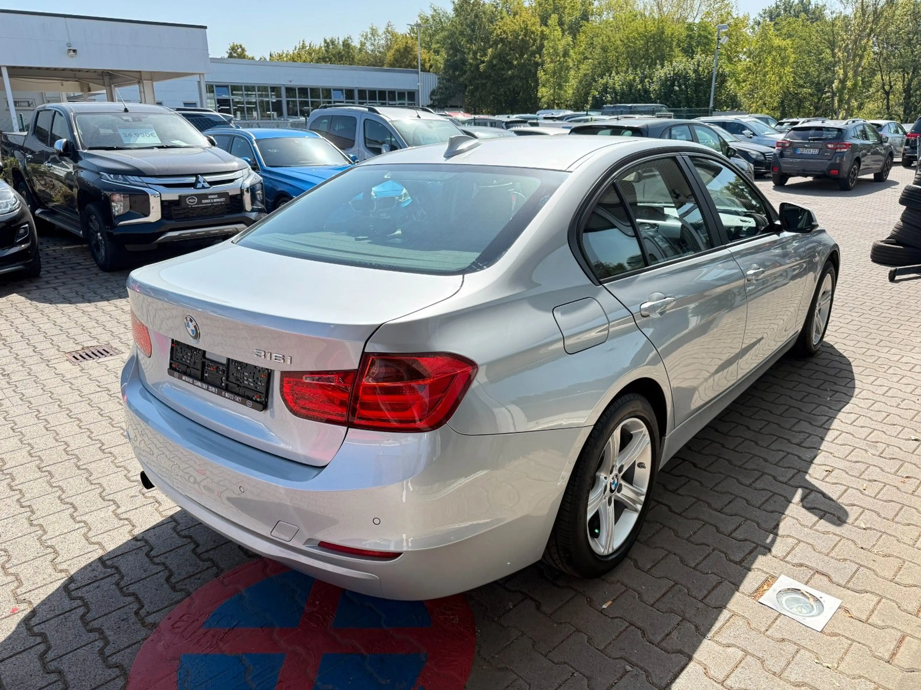 BMW 316 i Lim. *SITZH*2-ZONEN-KLIMA*SCHECKHEFT BMW* — photo 8