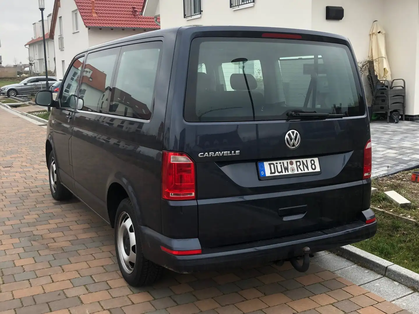 Volkswagen T6 Caravelle Caravelle DSG Kurz Comfortline Modrá - 2
