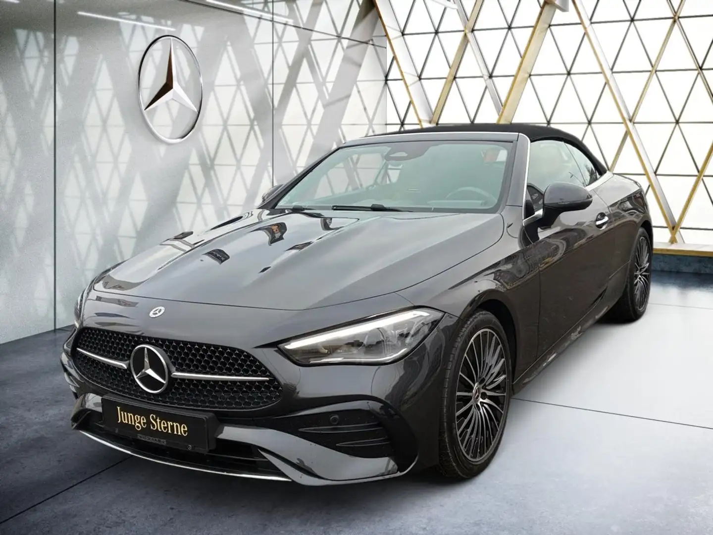 Mercedes-Benz CLE 200 Cabriolet AMG*Airscarf*Memory*LenkradHz* Grau - 1