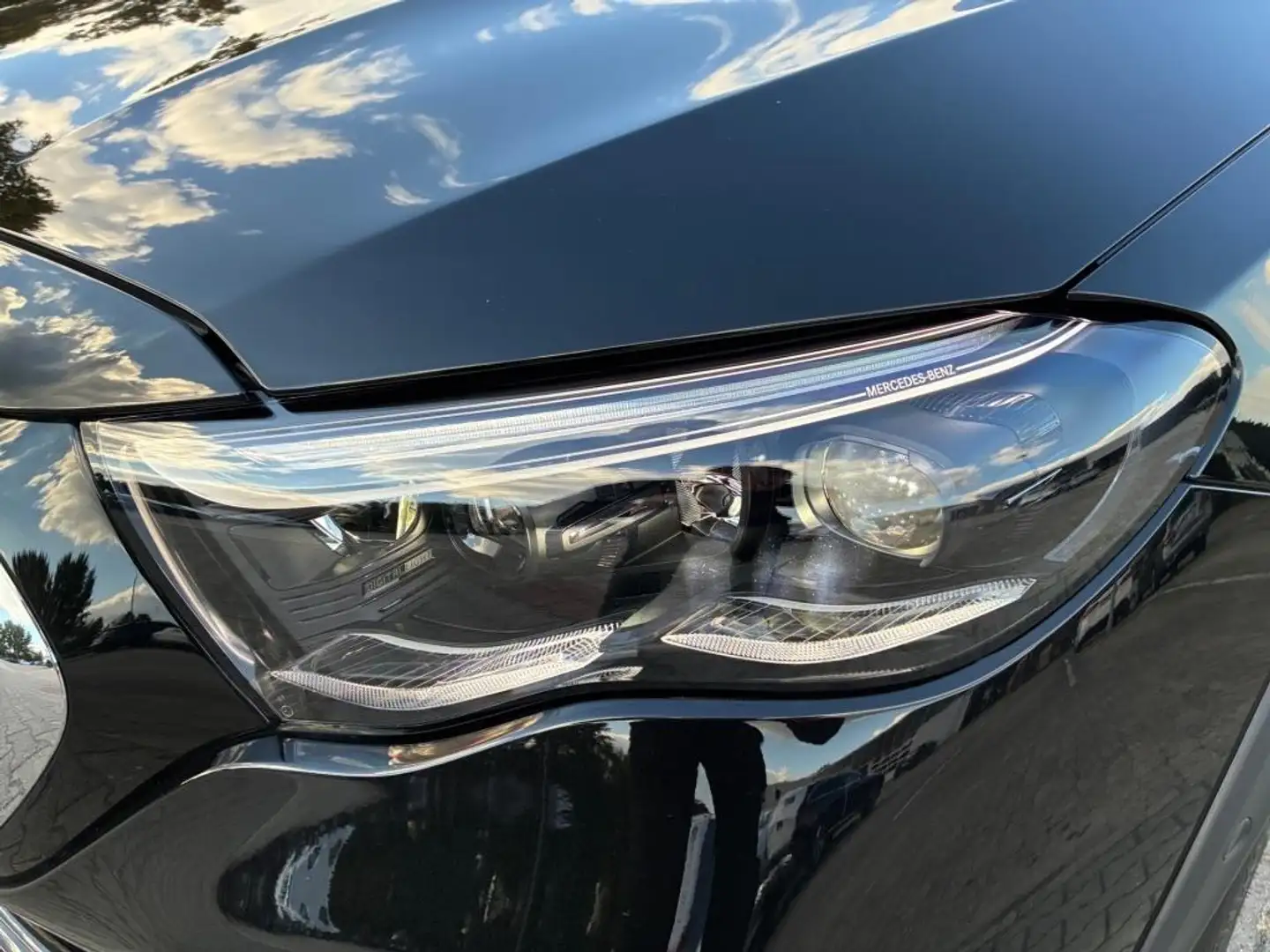 Mercedes-Benz E 300 de 4M T ALL Terrain Burm.4D AHK Distr 360° Schwarz - 2