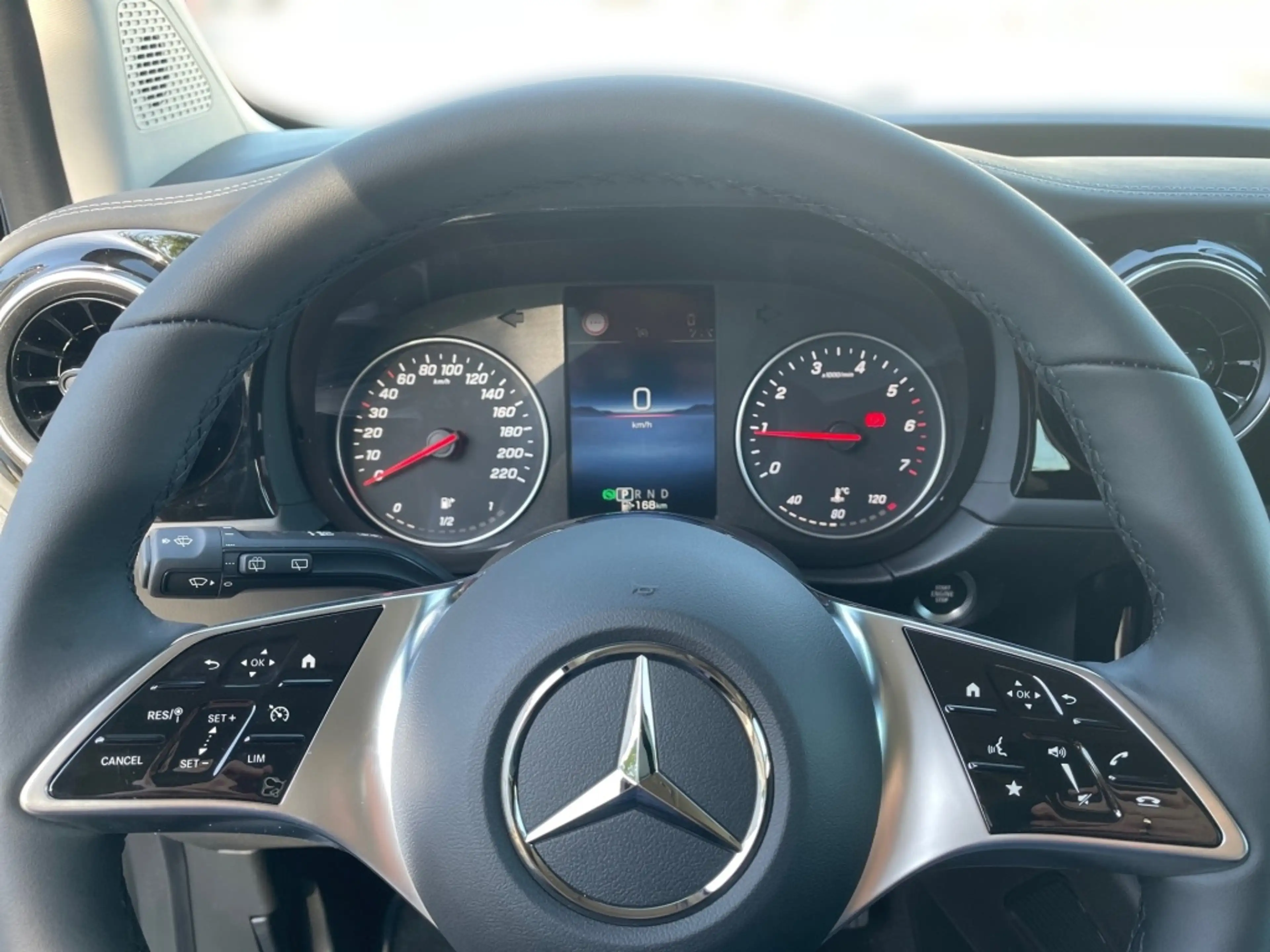Mercedes-Benz T-Class T 180 Edition Standard LED, RFK, Klimaa., SHZ — photo 12