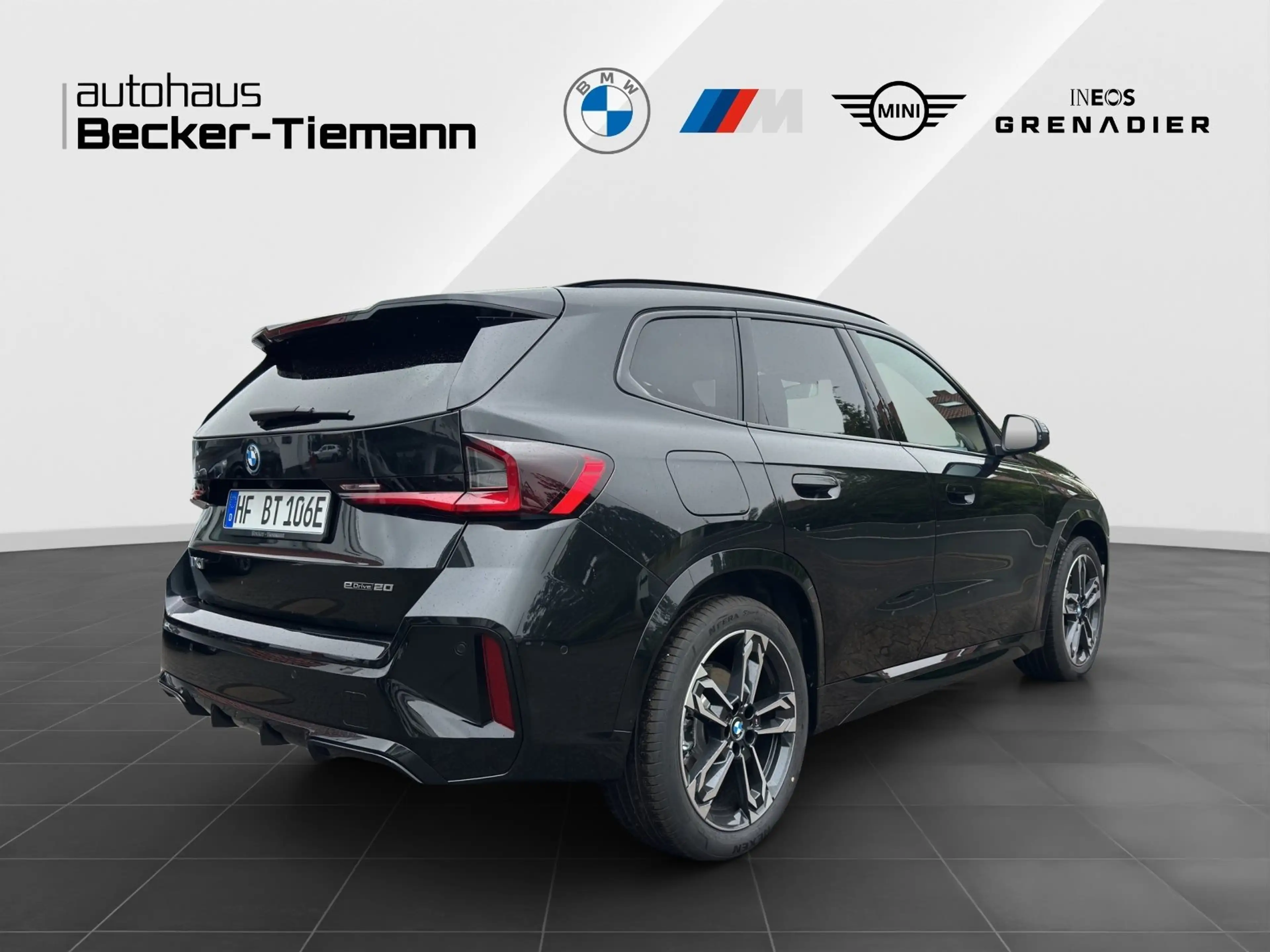 BMW iX1 eDrive20 M Sportpaket - UPE 63.870,00 € #exclusive — photo 6
