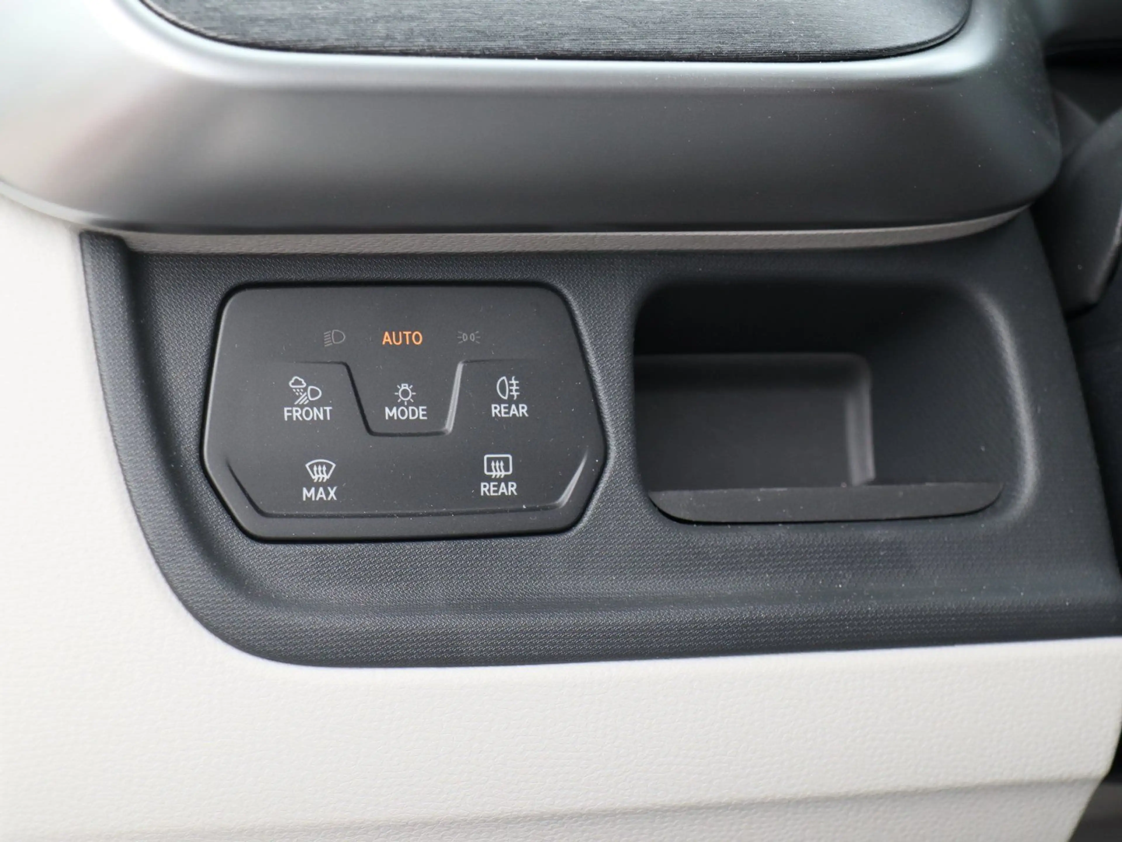 Volkswagen ID. Buzz ID.Buzz Pro langer Radstand Motor: 210 kW (286 P — photo 10