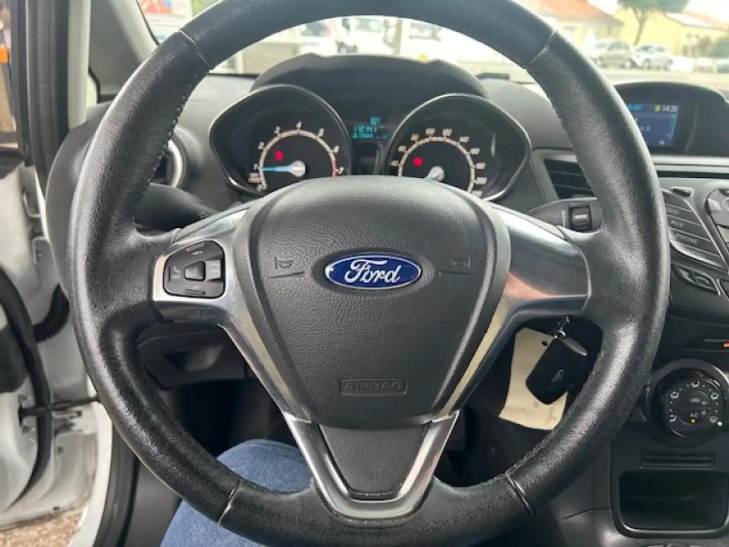 Ford Fiesta 1.25 60ch Edition 5p Blanc - 2