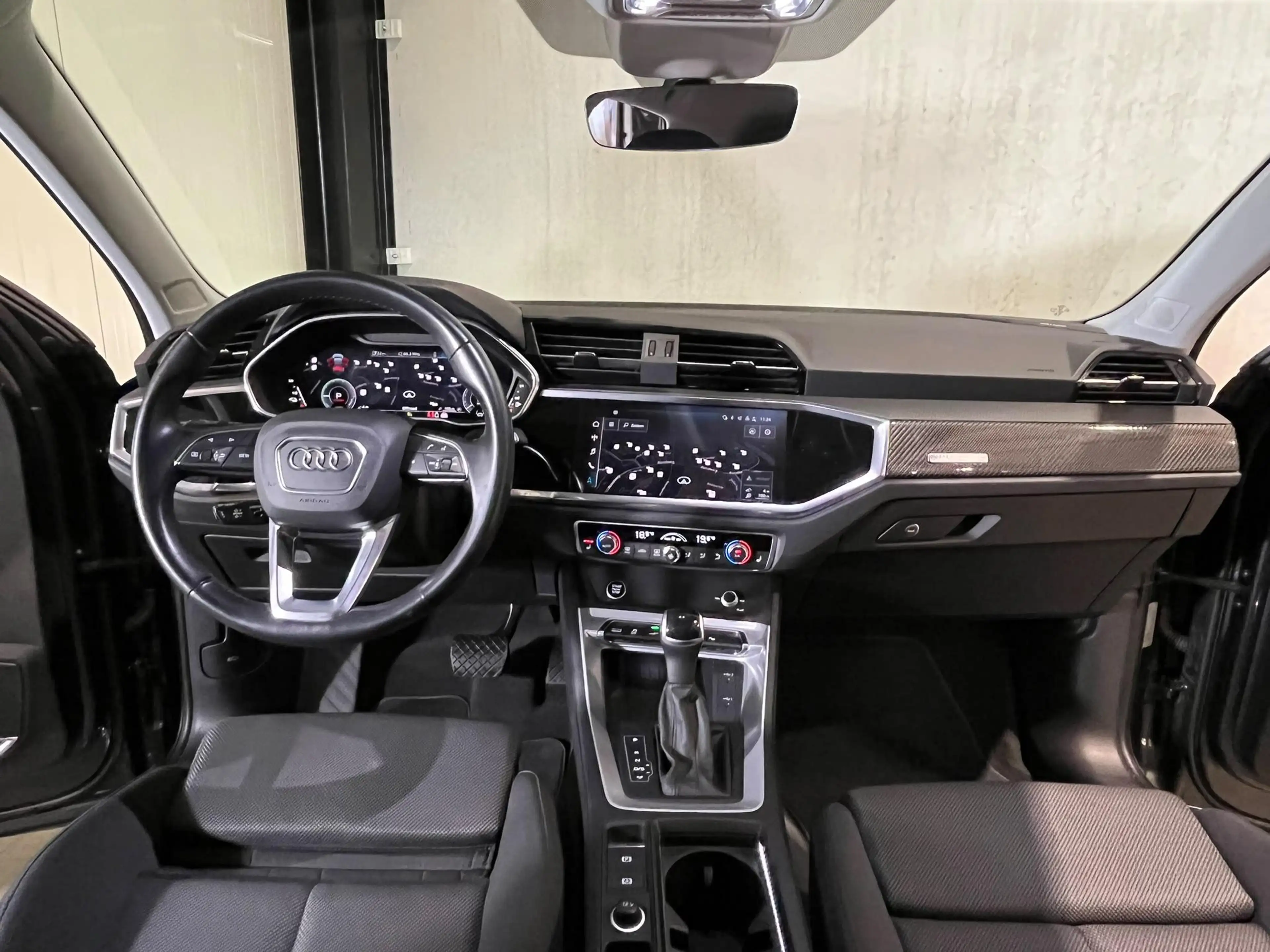 Audi Q3 Sportback 45 TFSI e | navi | black optiek | 360 ca — photo 3