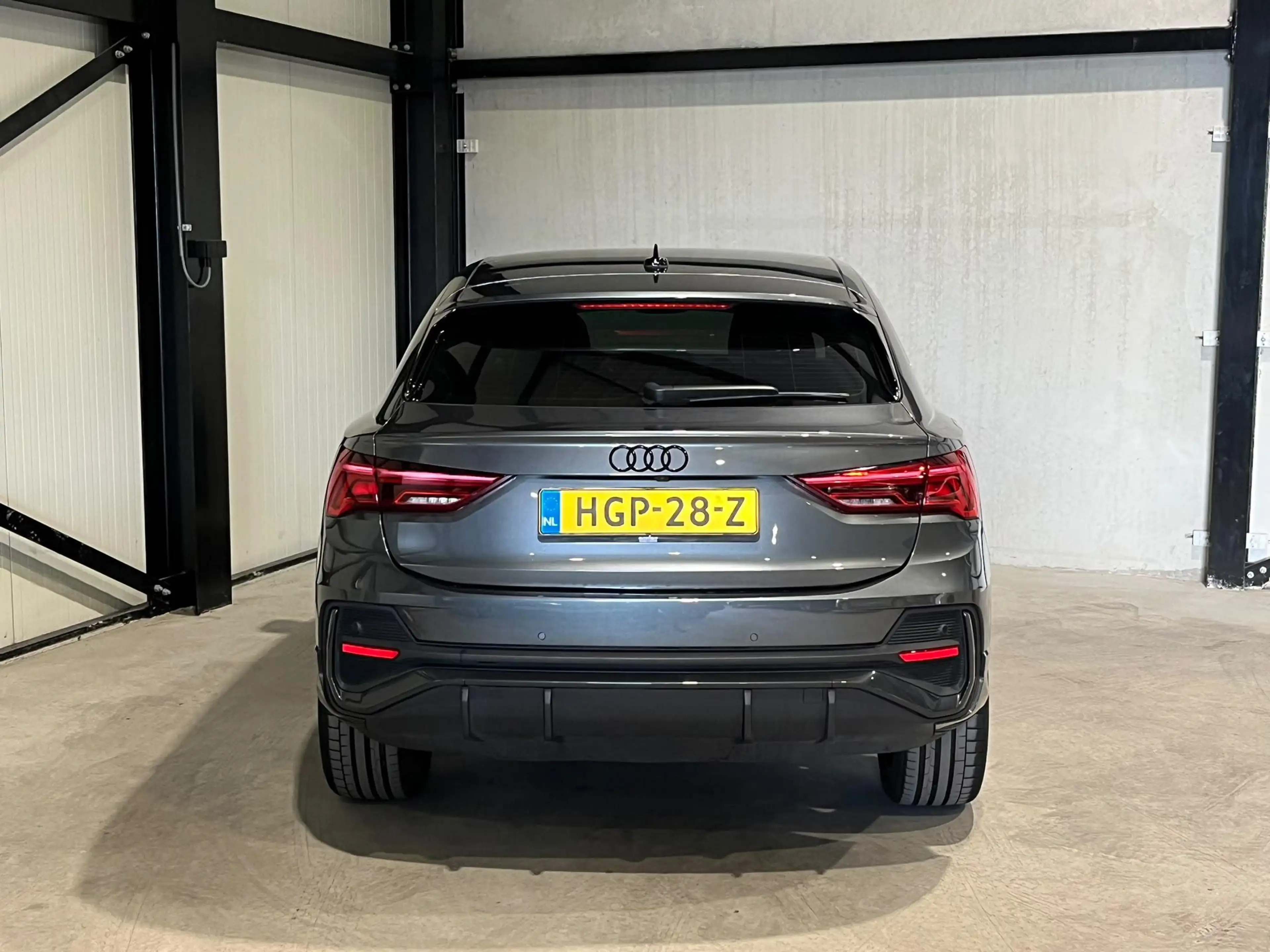 Audi Q3 Sportback 45 TFSI e | navi | black optiek | 360 ca — photo 30