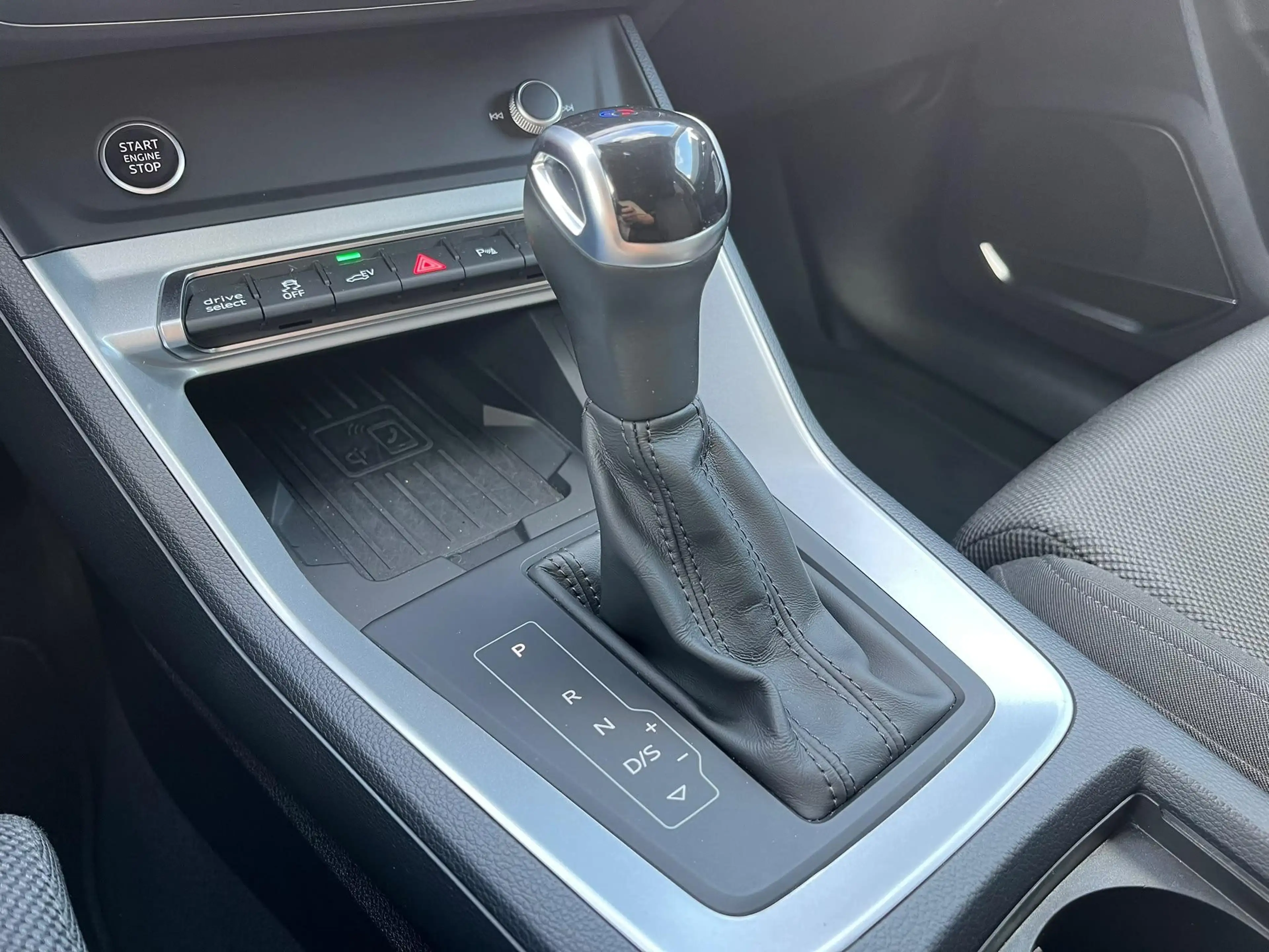 Audi Q3 Sportback 45 TFSI e | navi | black optiek | 360 ca — photo 15