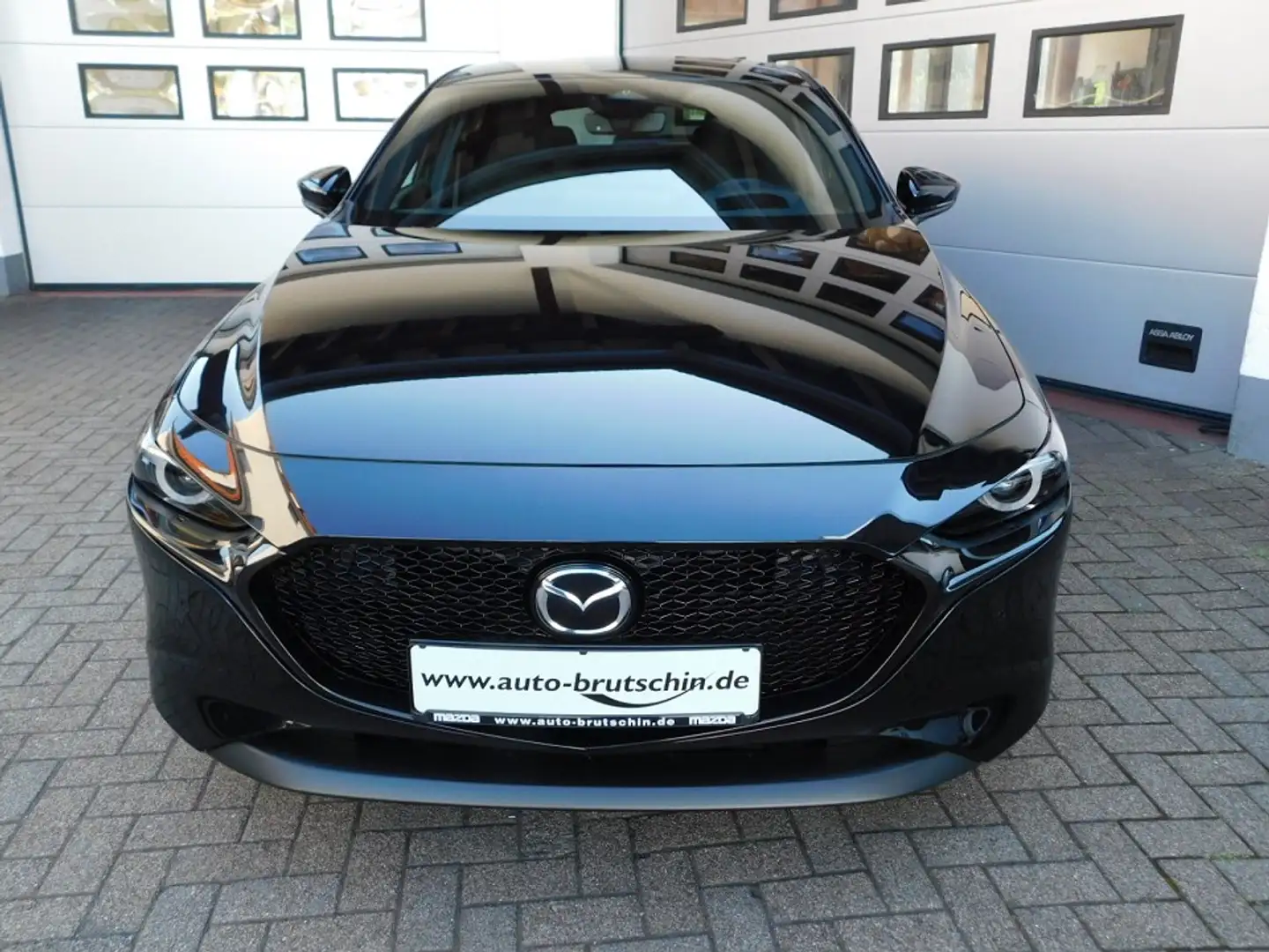 Mazda 3 e-SKY-G140  Center-Line  Design-P./Matrix/Kamera/M Schwarz - 1
