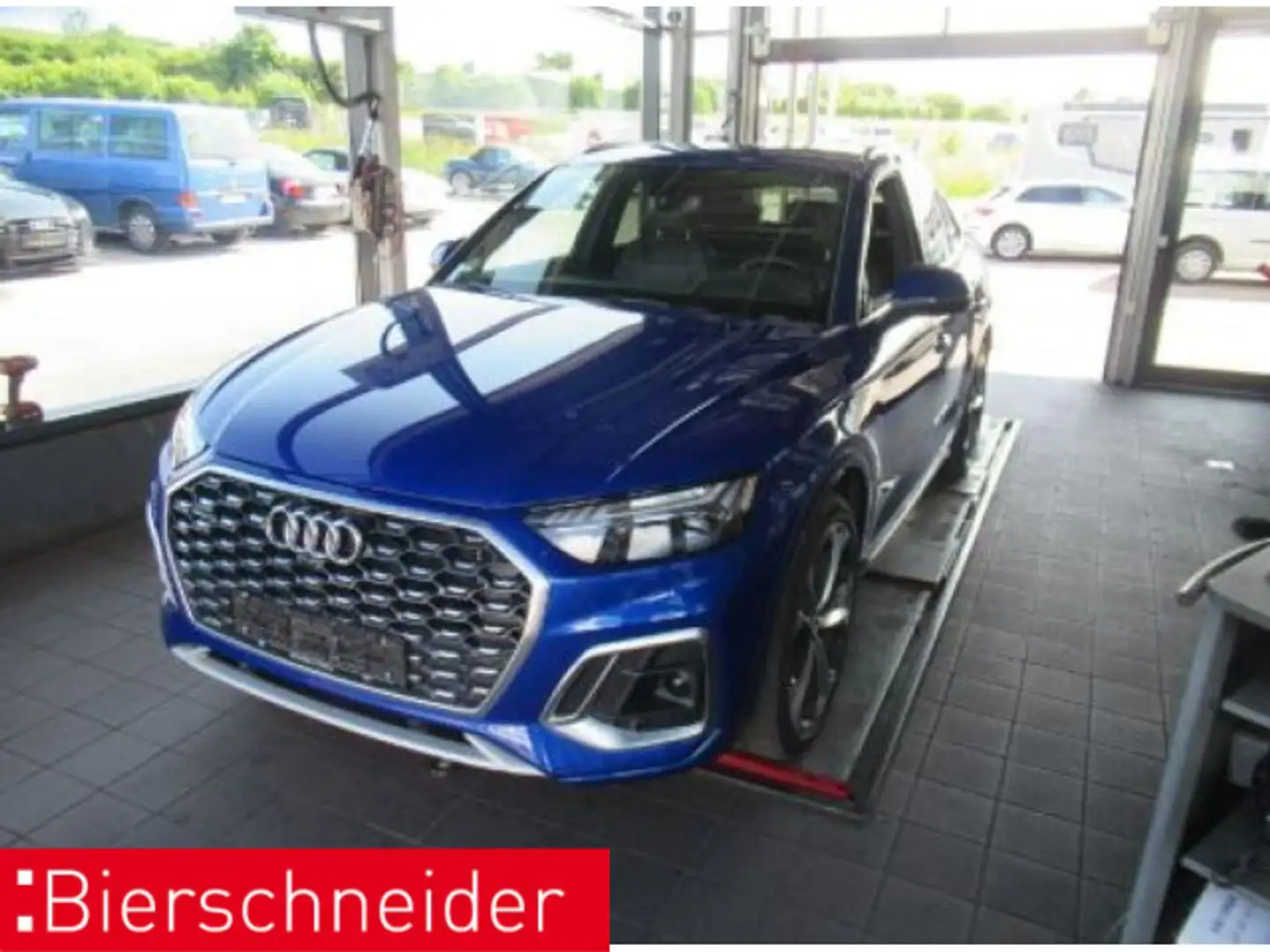 Audi Q5 55 TFSIe qu 2x S-Line AHK MATRIX Hu Blauw - 1