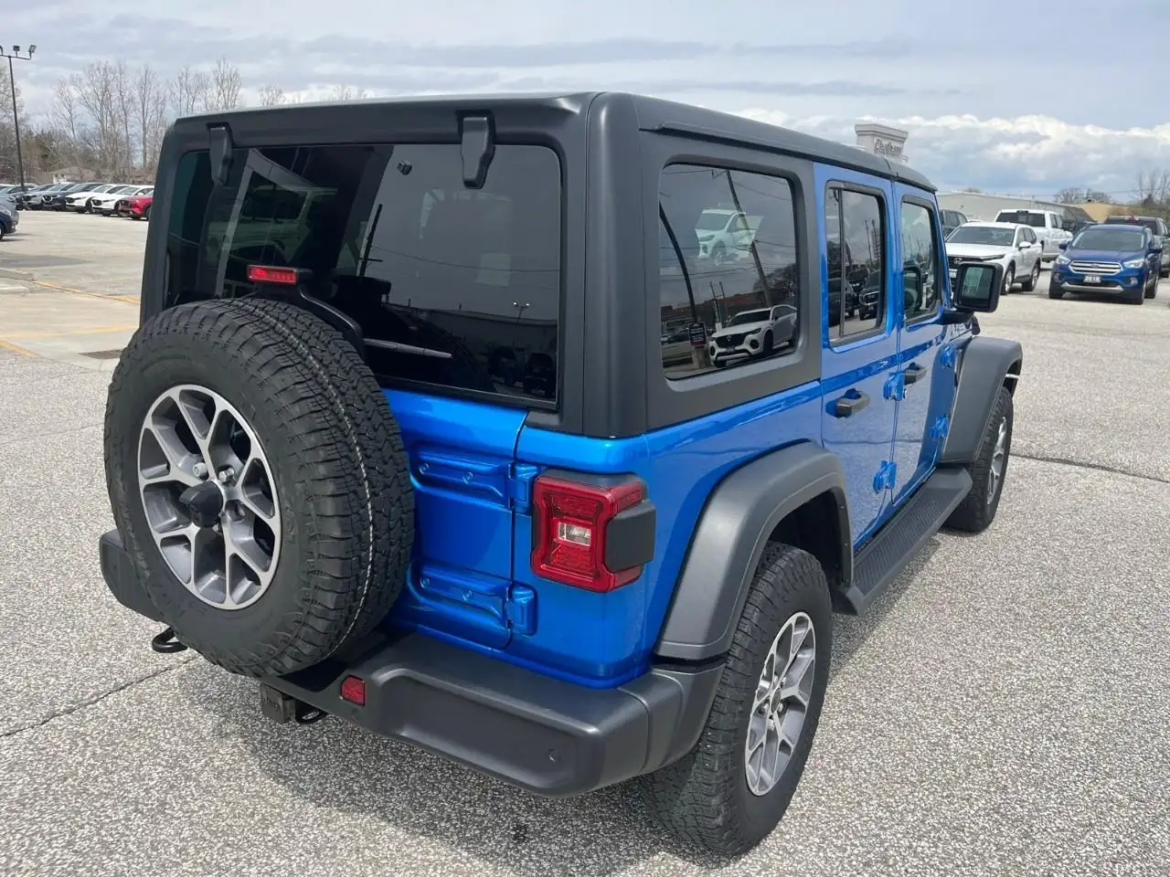 Jeep Wrangler снимка Jeep Wrangler