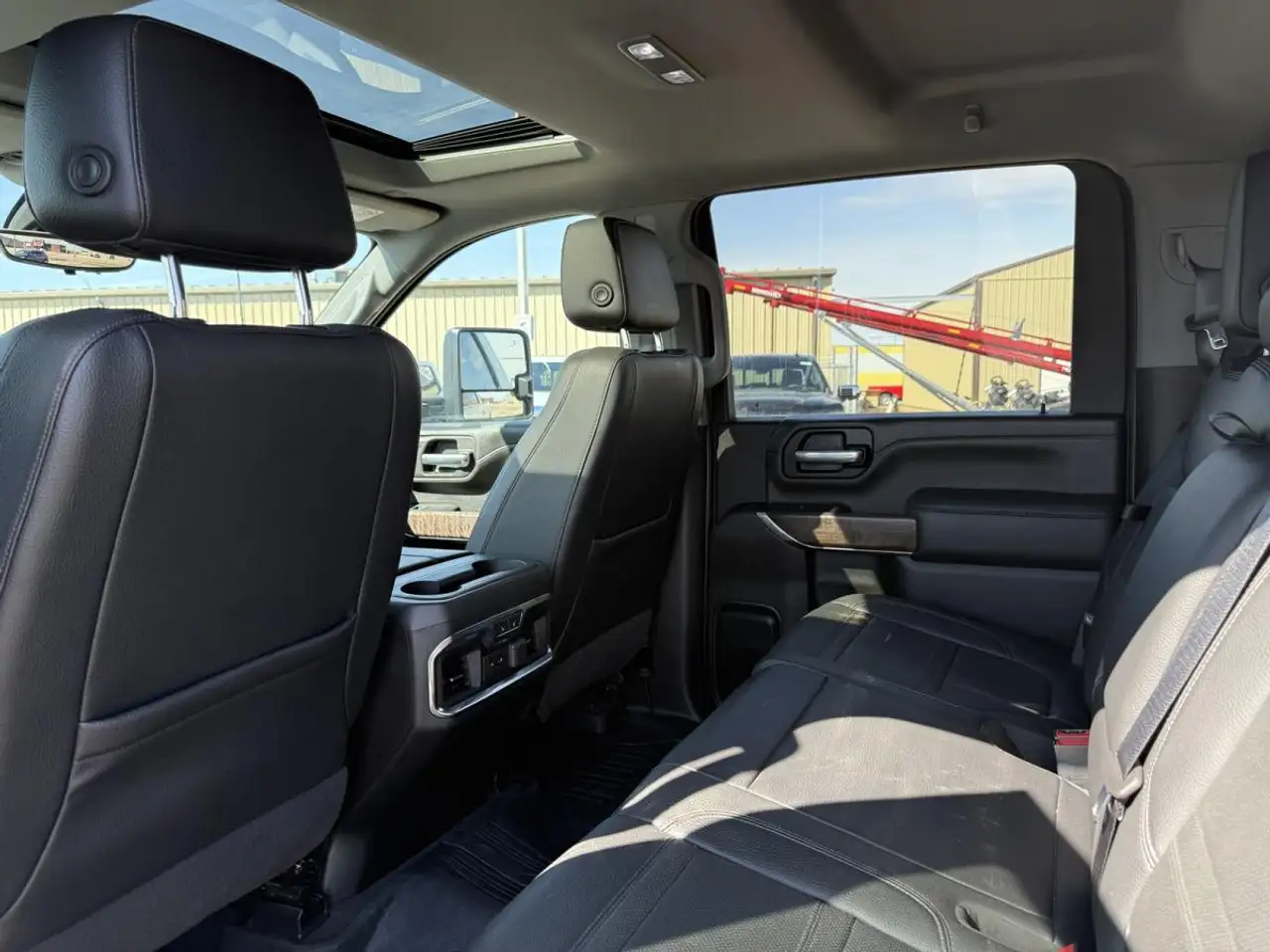 GMC Sierra 2500HD снимка GMC Sierra 2500HD