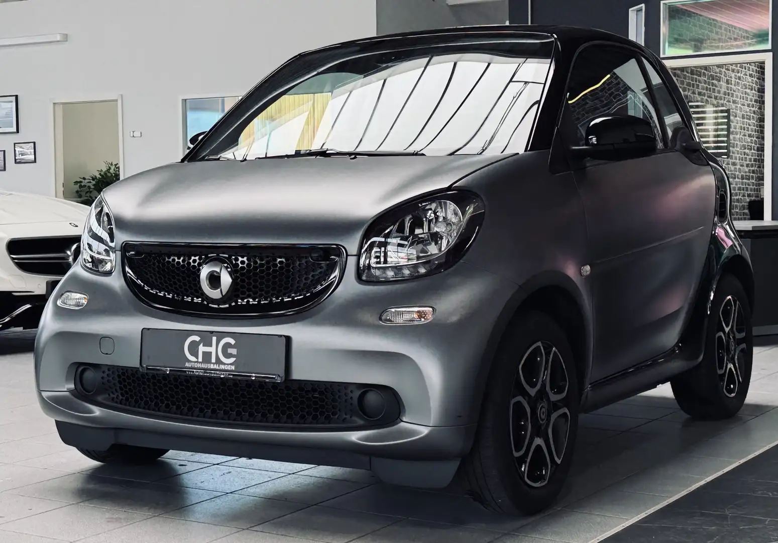 smart forTwo coupe Prime Grey Matt|JBLPANO||SHZ|TEMP.| Noir - 2