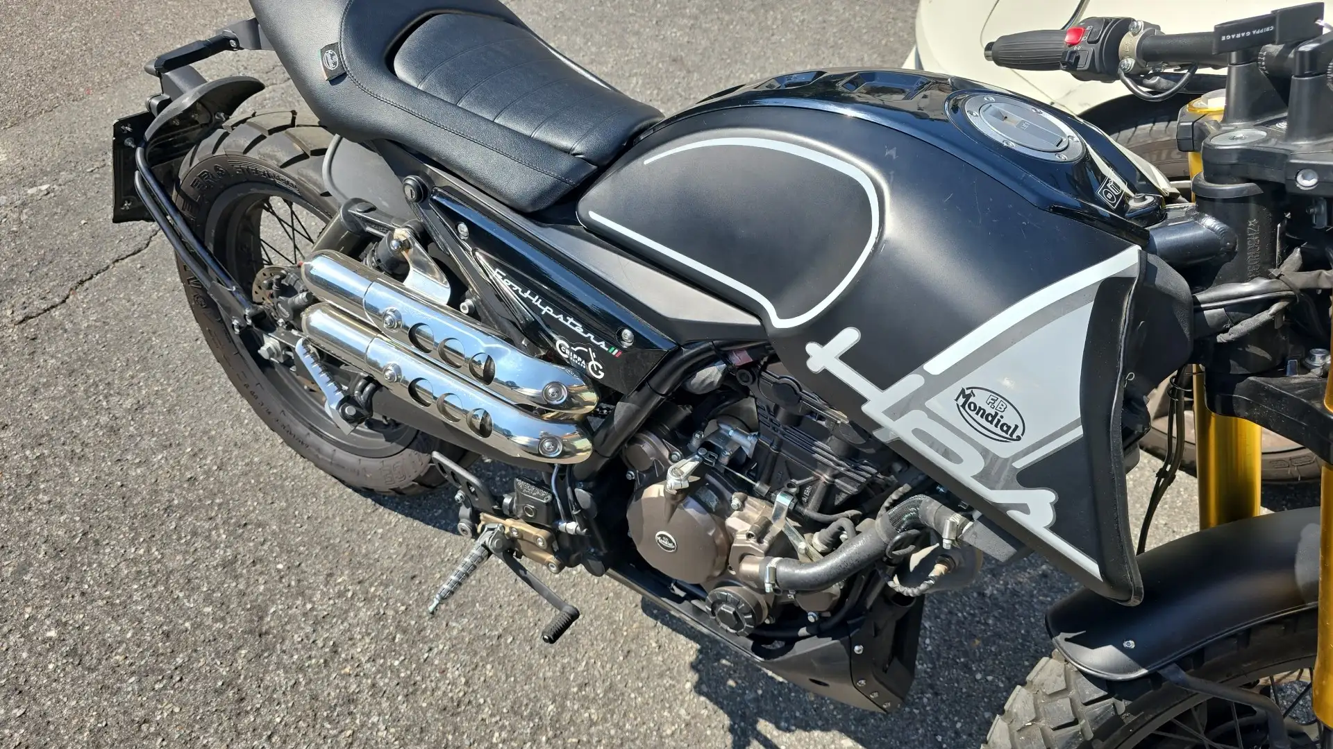 Mondial HPS 125i Schwarz - 2