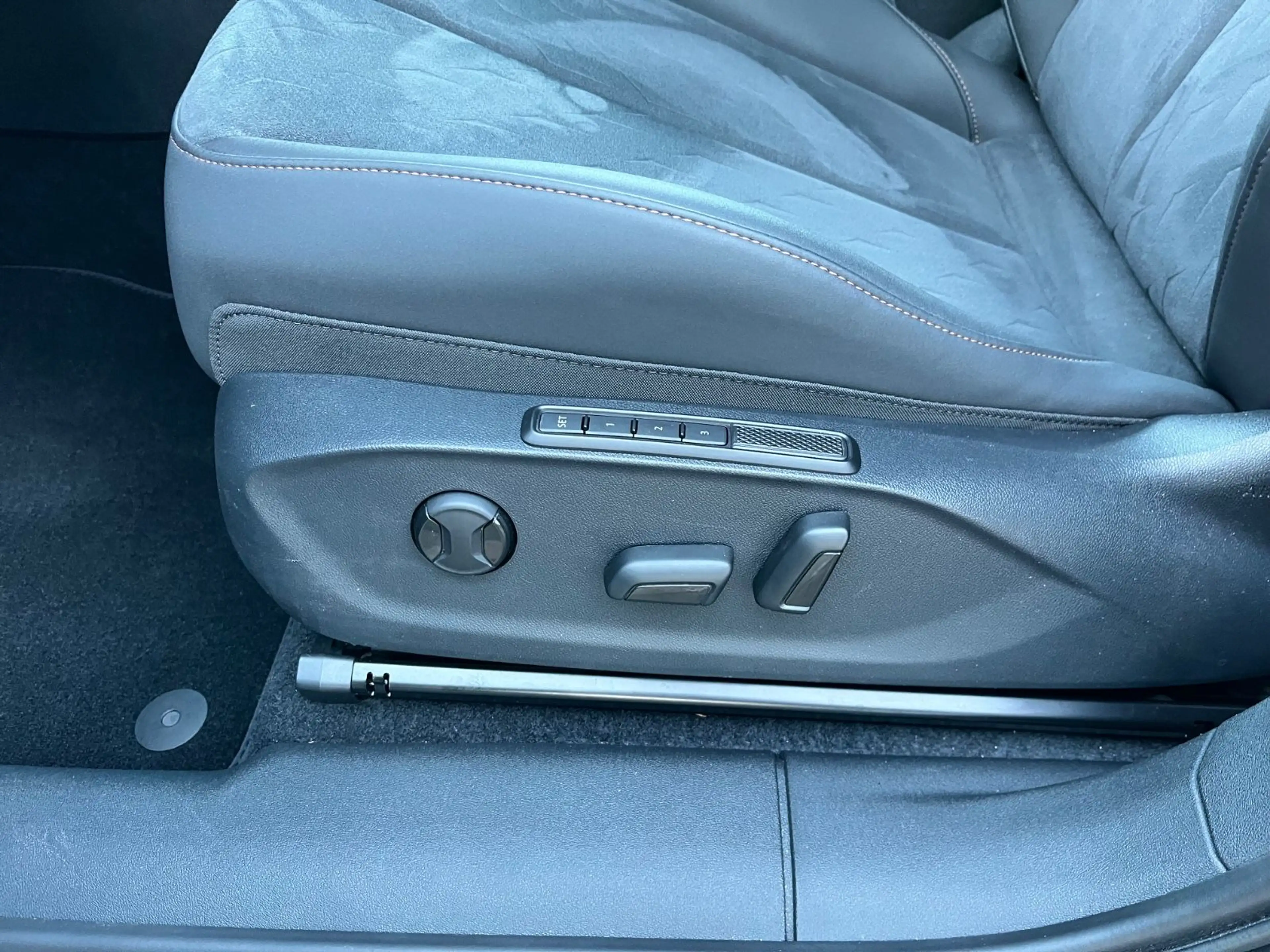 CUPRA Terramar 2.0 TSI 150 kW 4Drive NAVI-MATRIX-TOTW — photo 11