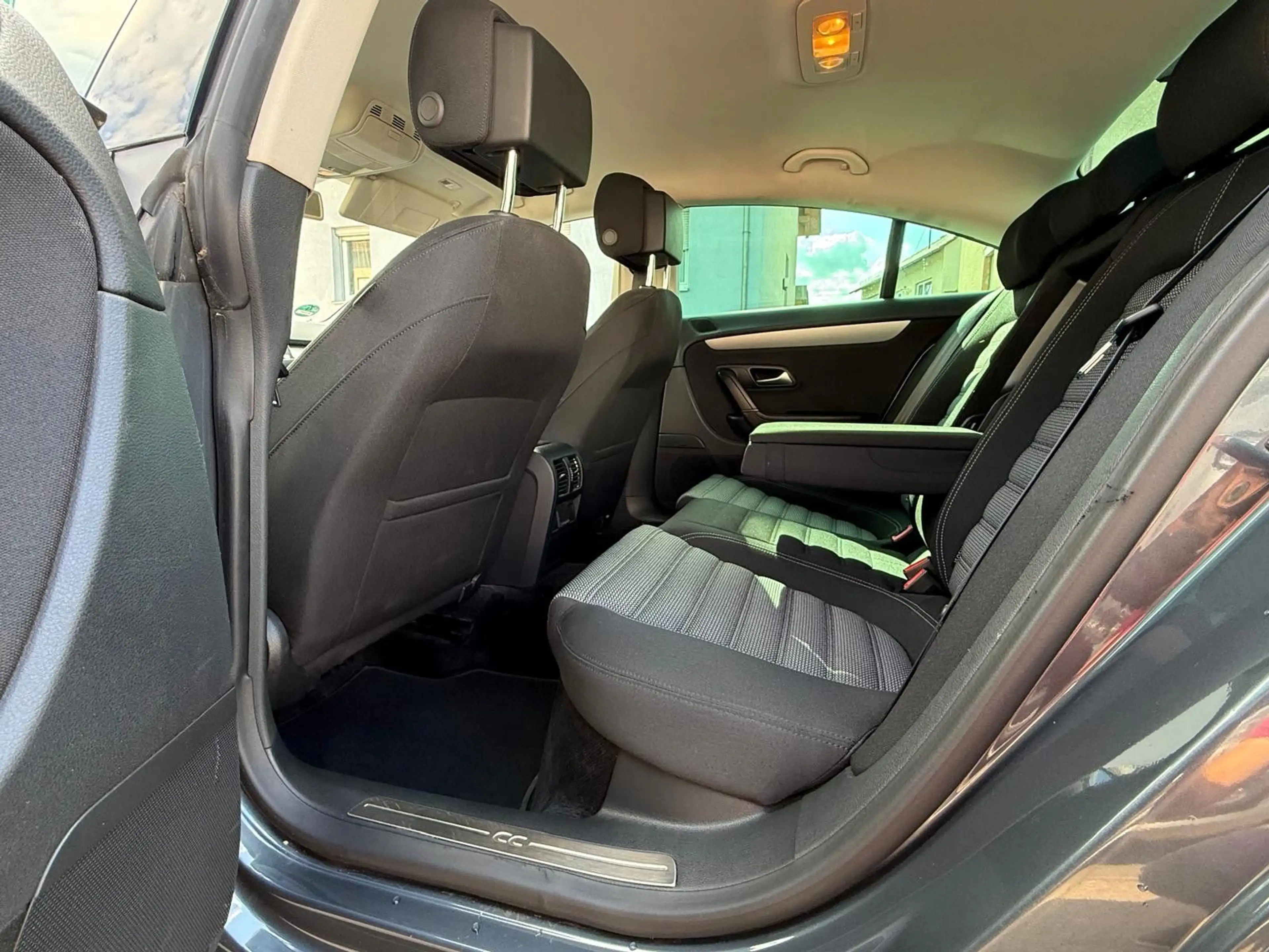 Volkswagen CC Basis BMT, Bi- Xenon, Top Zustand,Unfallfrei — photo 9