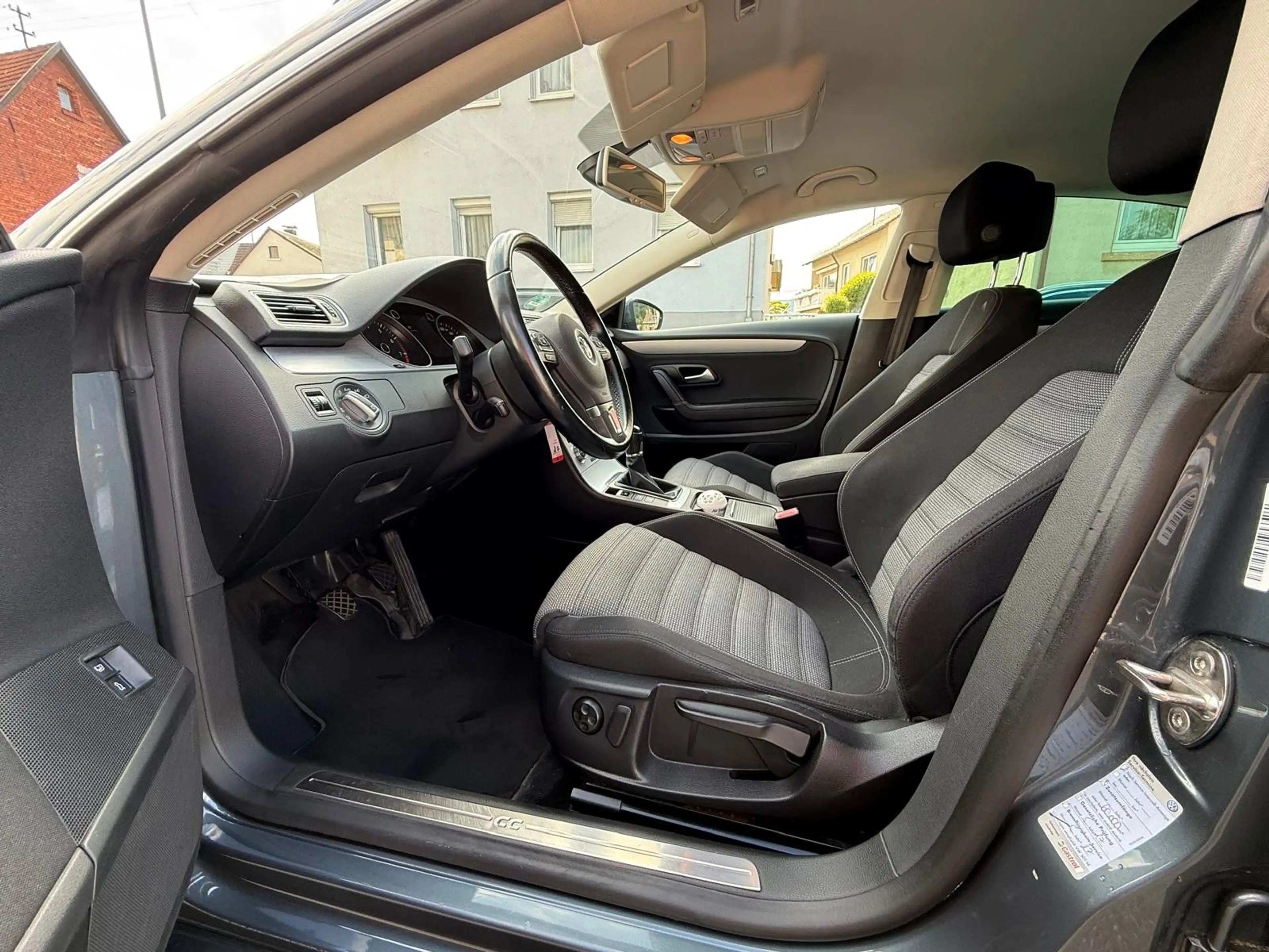 Volkswagen CC Basis BMT, Bi- Xenon, Top Zustand,Unfallfrei — photo 7