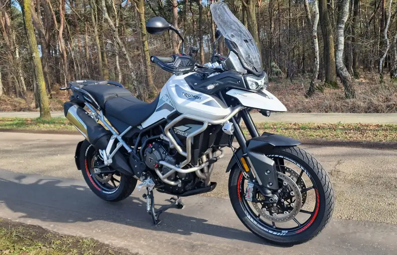 Triumph Tiger 900 - foto 4