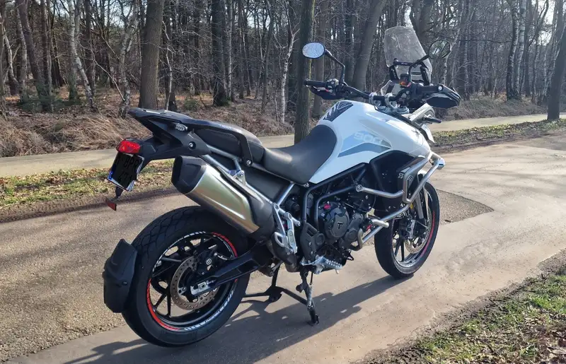 Triumph Tiger 900 - foto 3