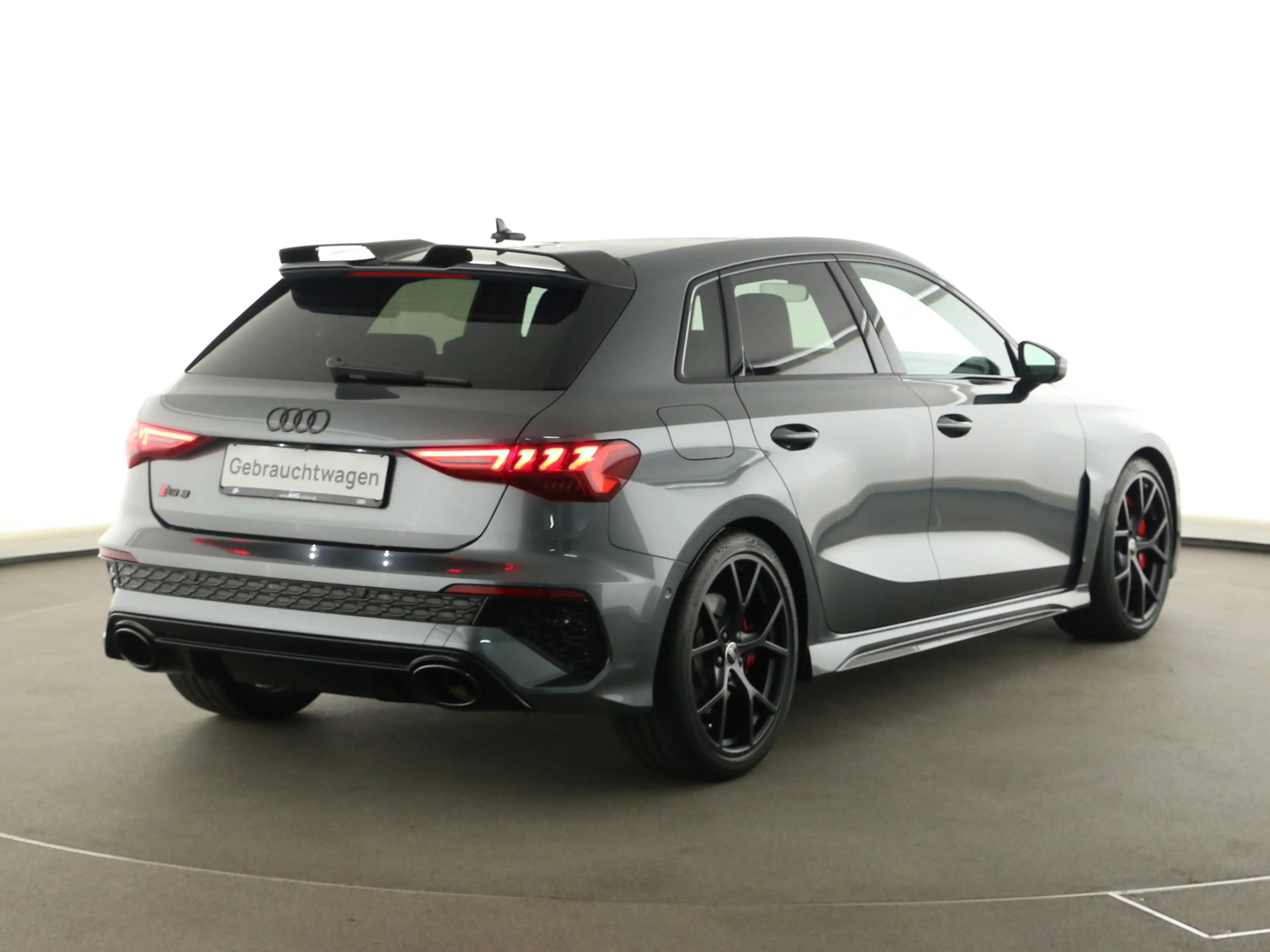 Audi RS3 RS 3 Sportback 2,5 TFSI quattro S tronic 280 KM/H — photo 11