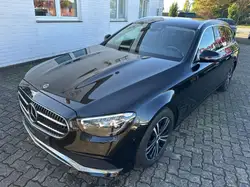 Mercedes-Benz E 220 d T 9G Avantgarde Distronic AHK Kamera LED